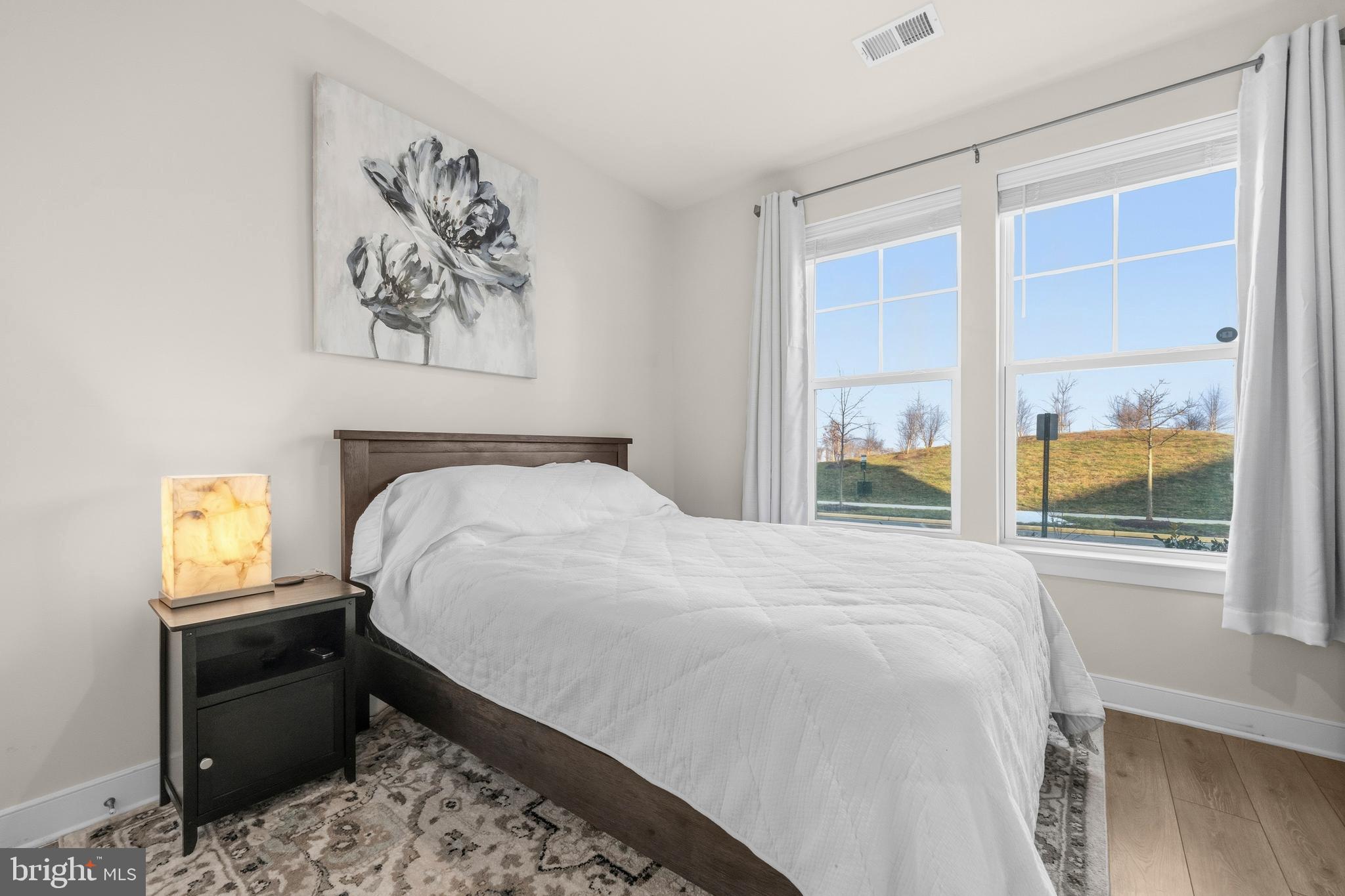 1581 SANDPIPER BAY LOOP