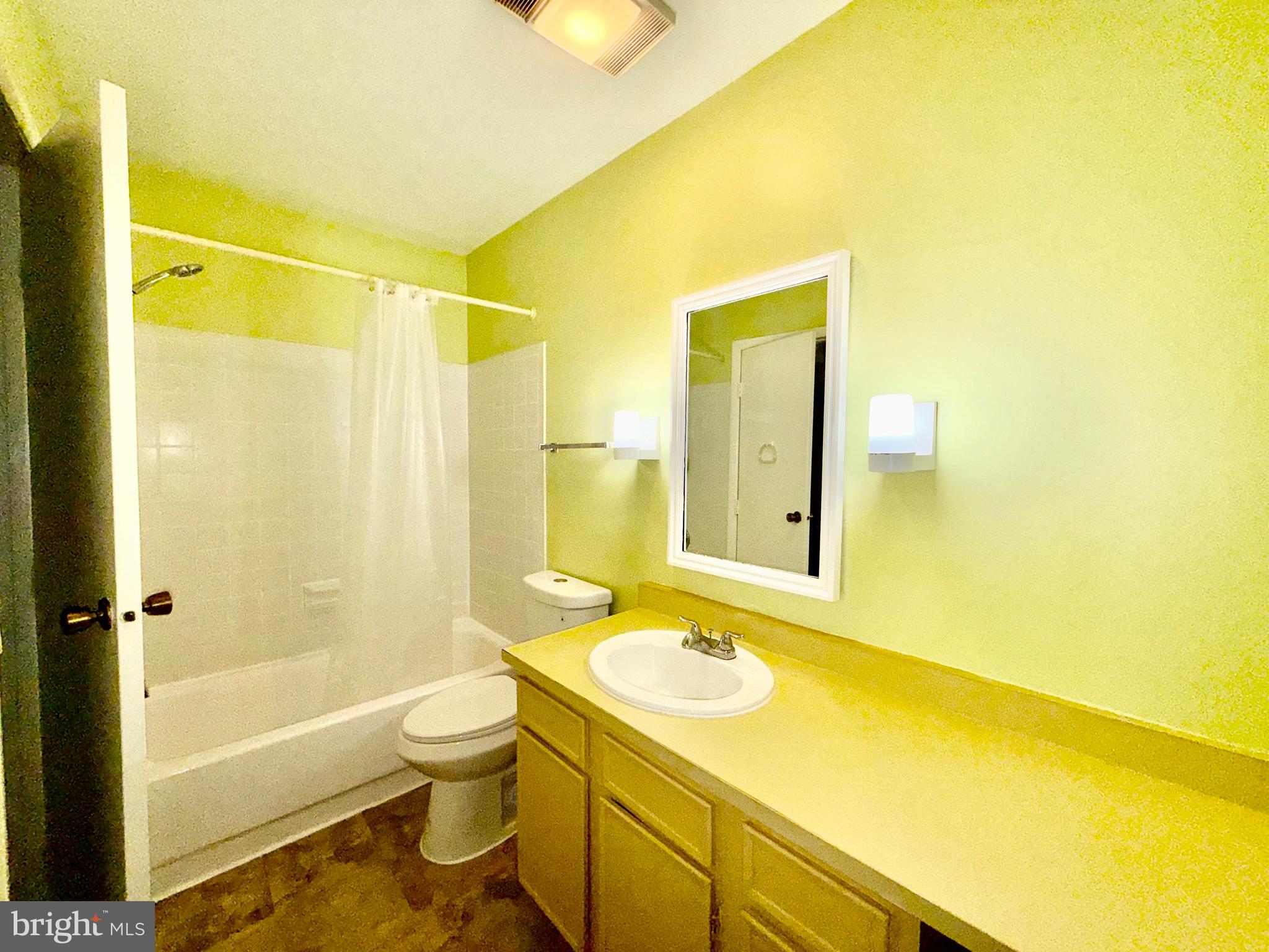 TIVOLI - Residential Lease