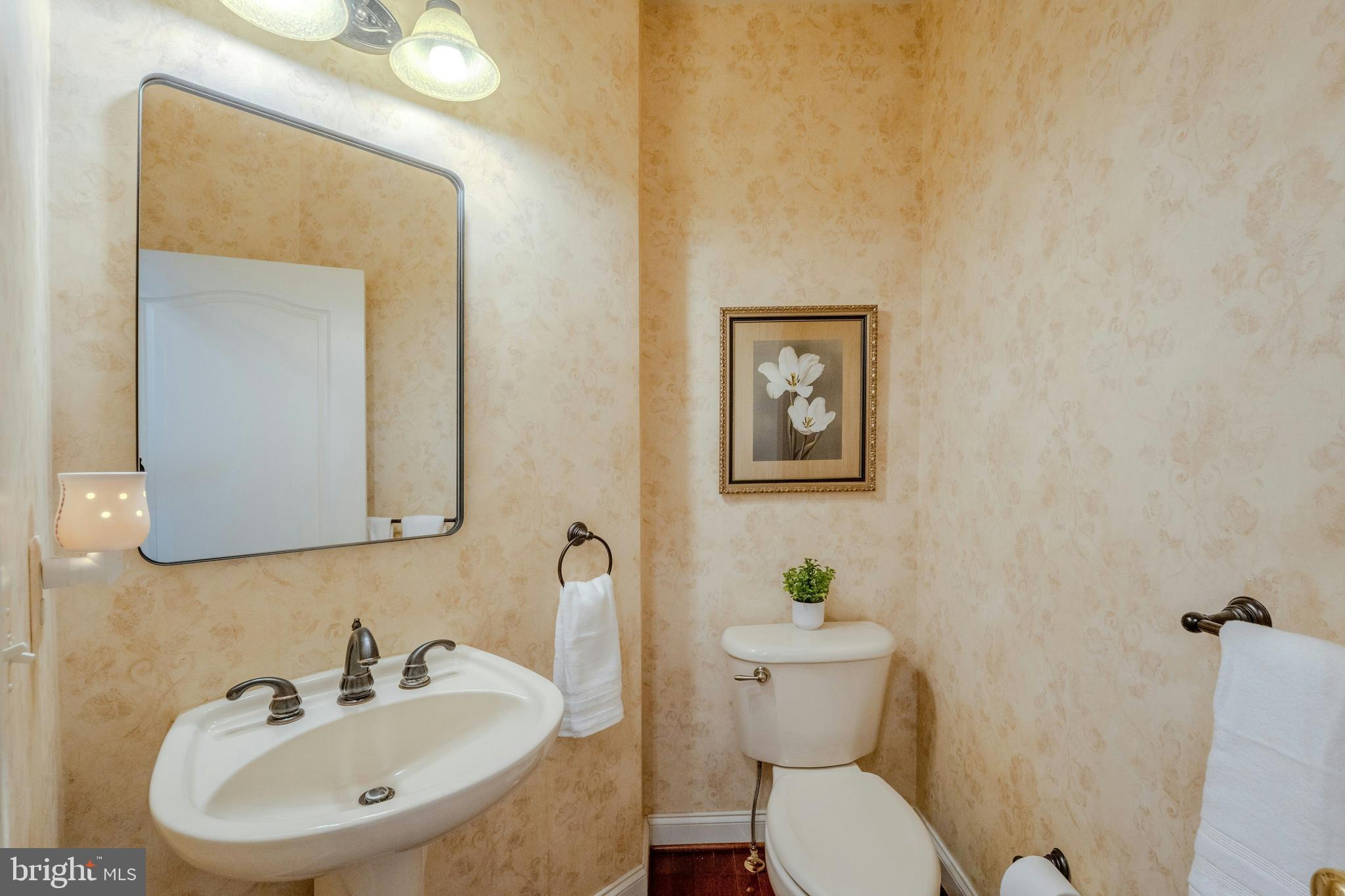 BELMONT COUNTRY CLUB - Residential