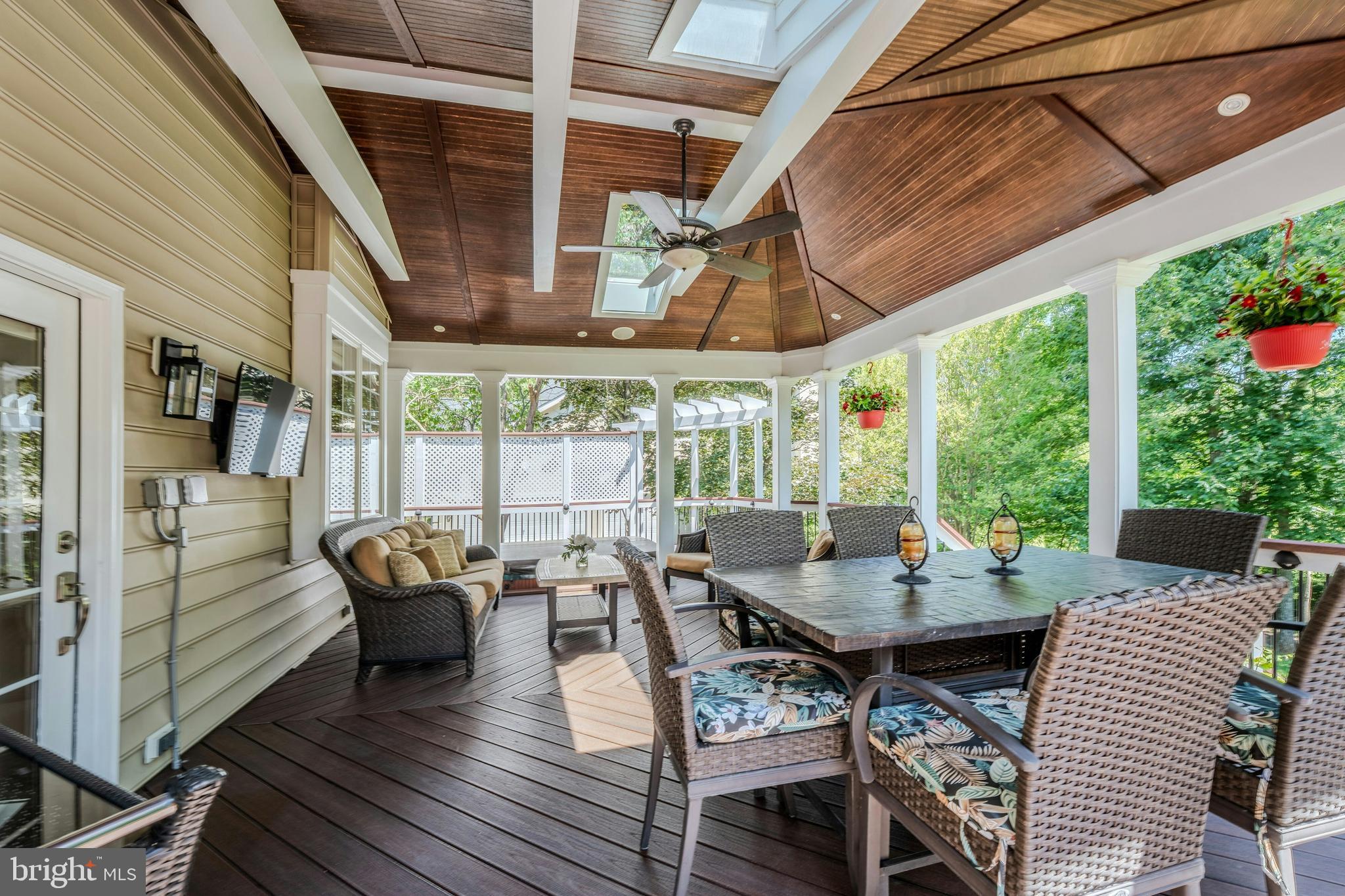 BELMONT COUNTRY CLUB - Residential