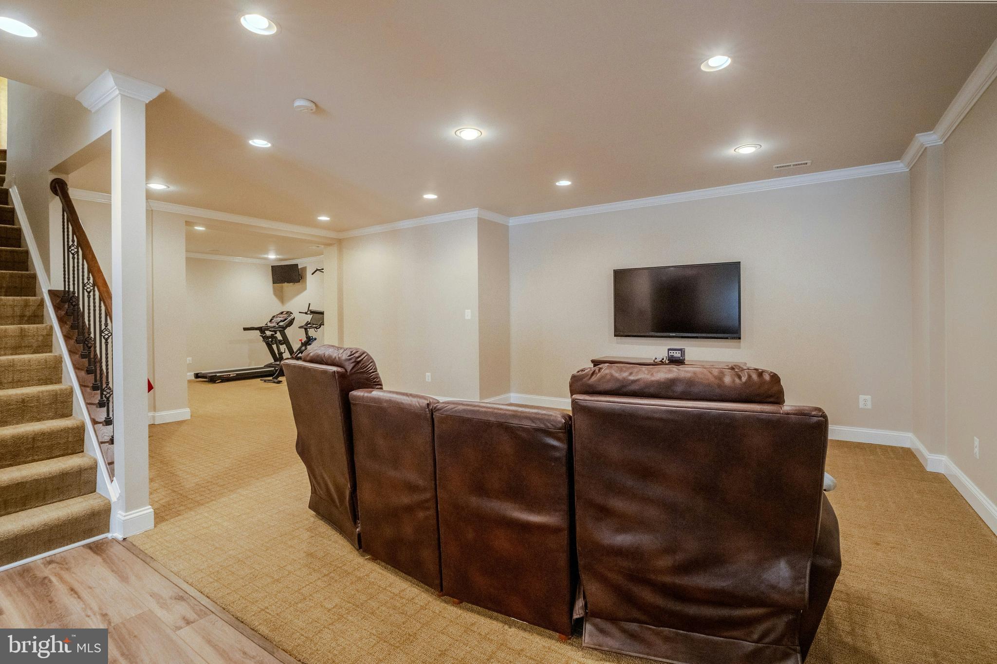 BELMONT COUNTRY CLUB - Residential