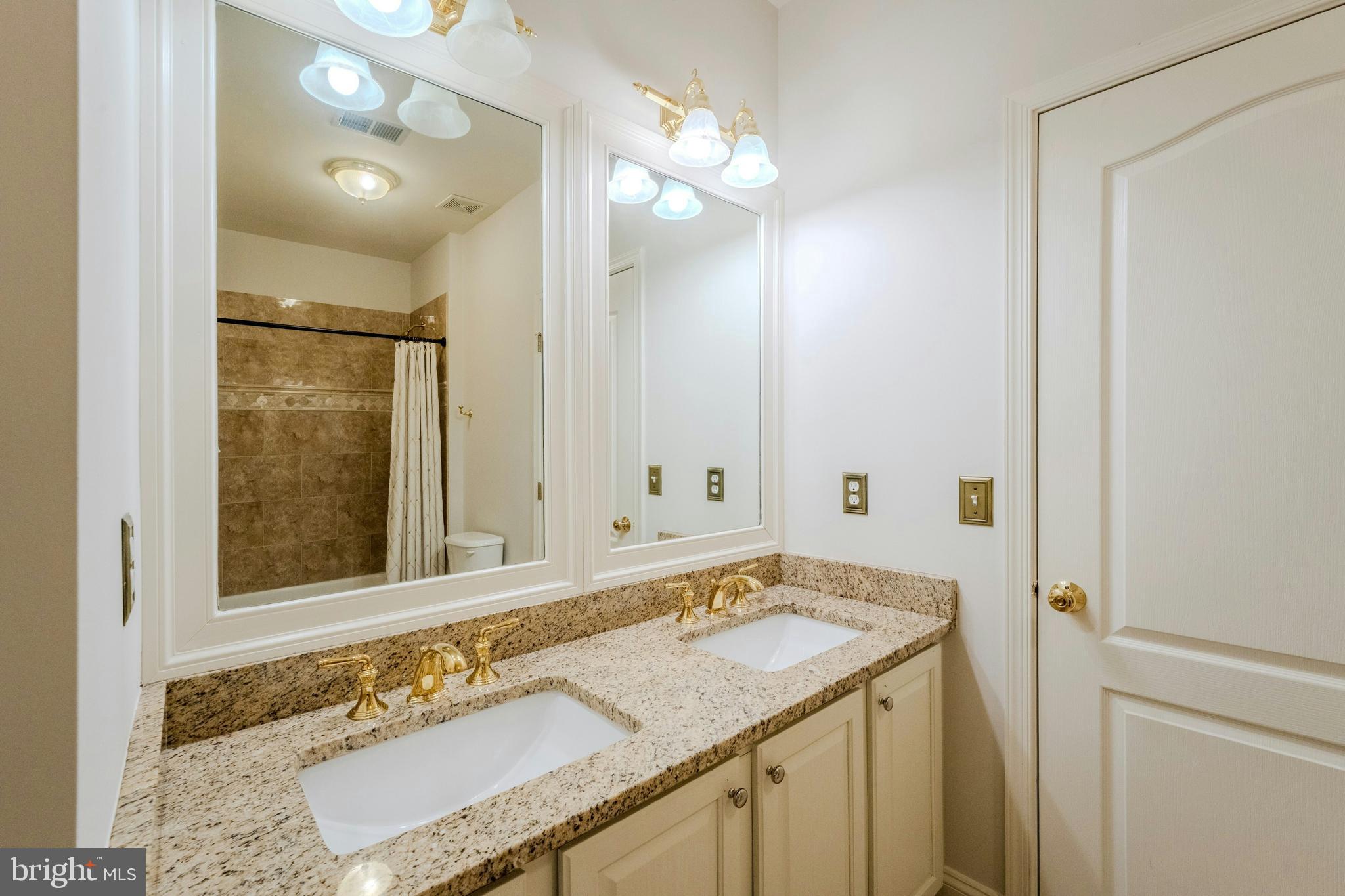 BELMONT COUNTRY CLUB - Residential