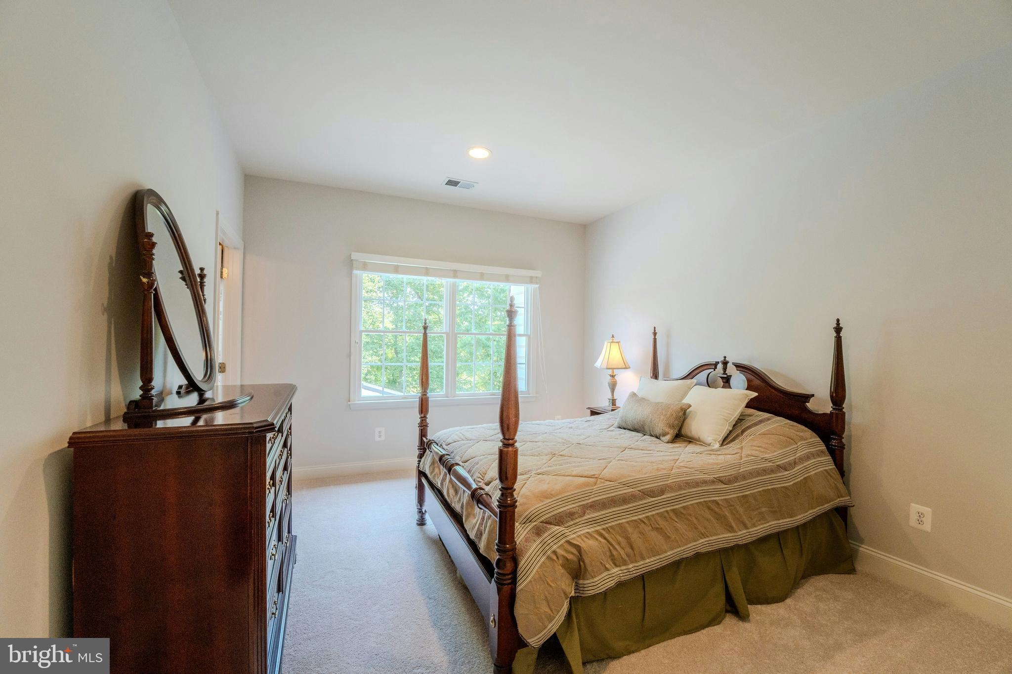 BELMONT COUNTRY CLUB - Residential