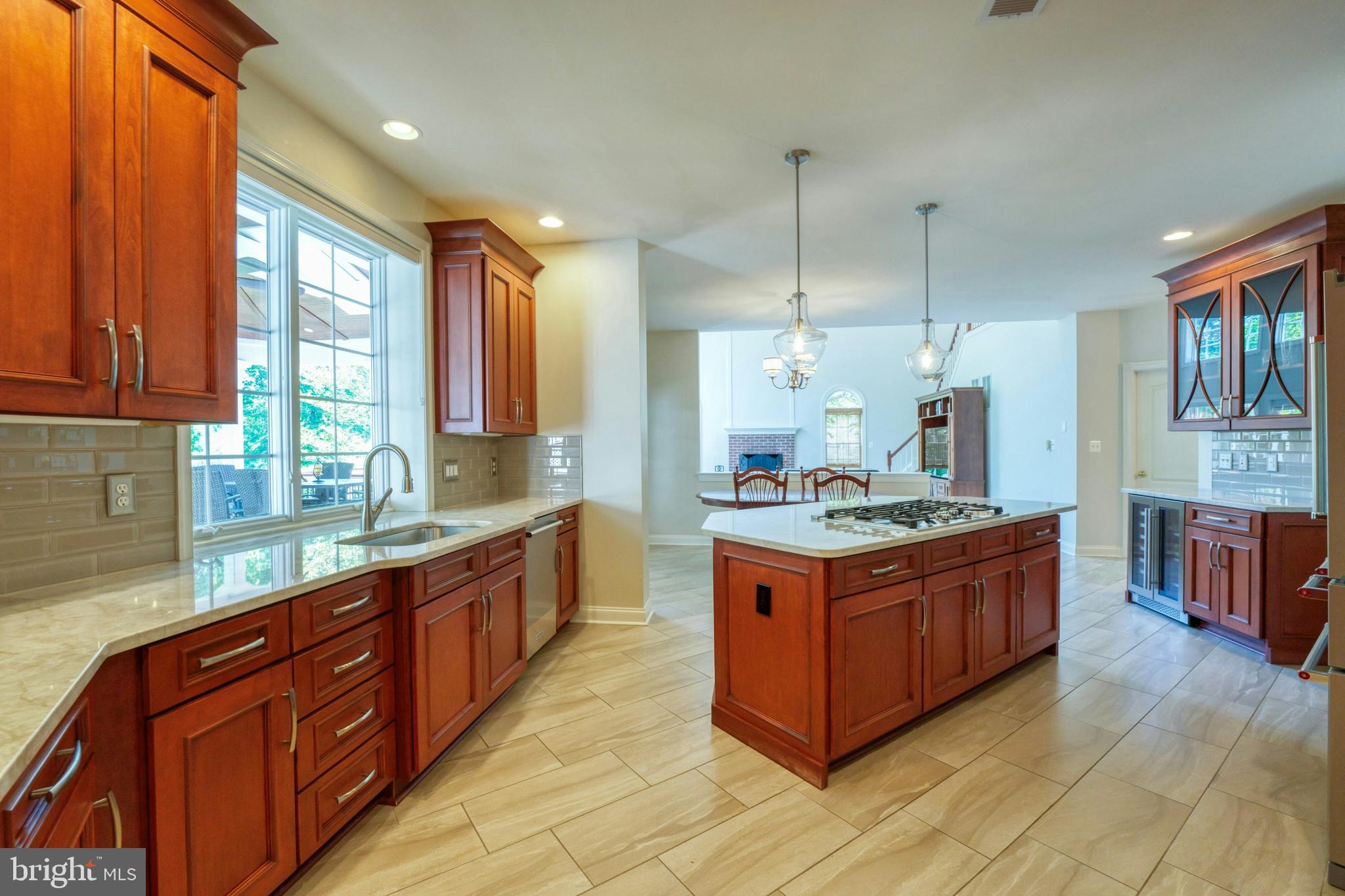 BELMONT COUNTRY CLUB - Residential