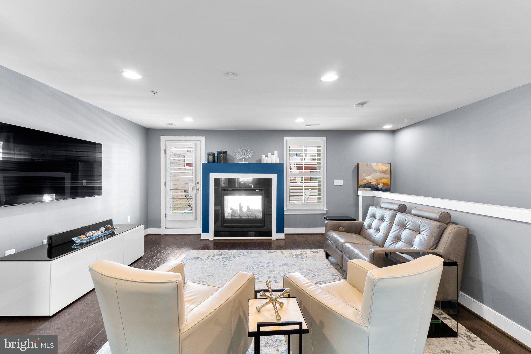 POTOMAC YARD - Residential Lease