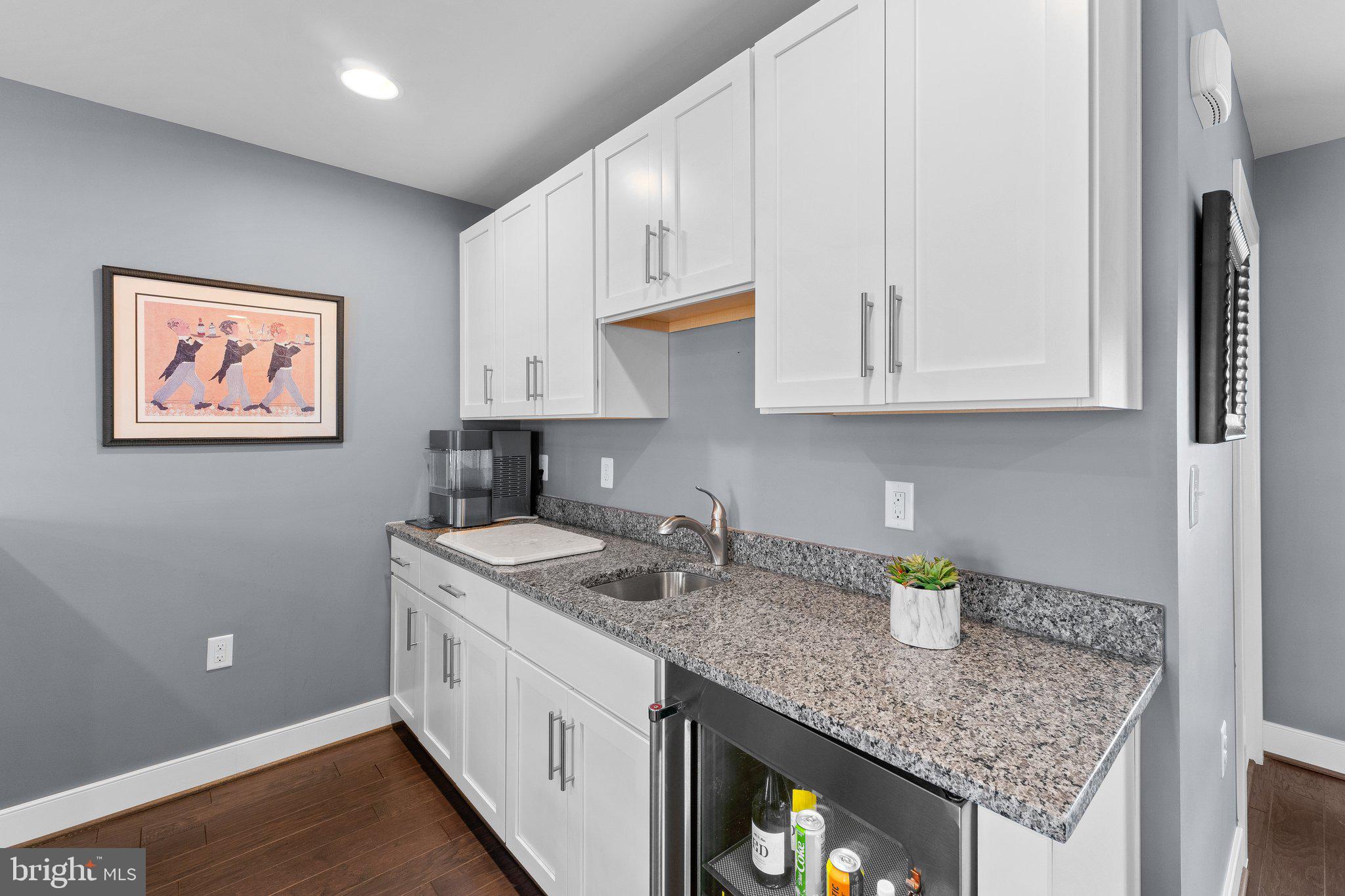 POTOMAC YARD - Residential Lease