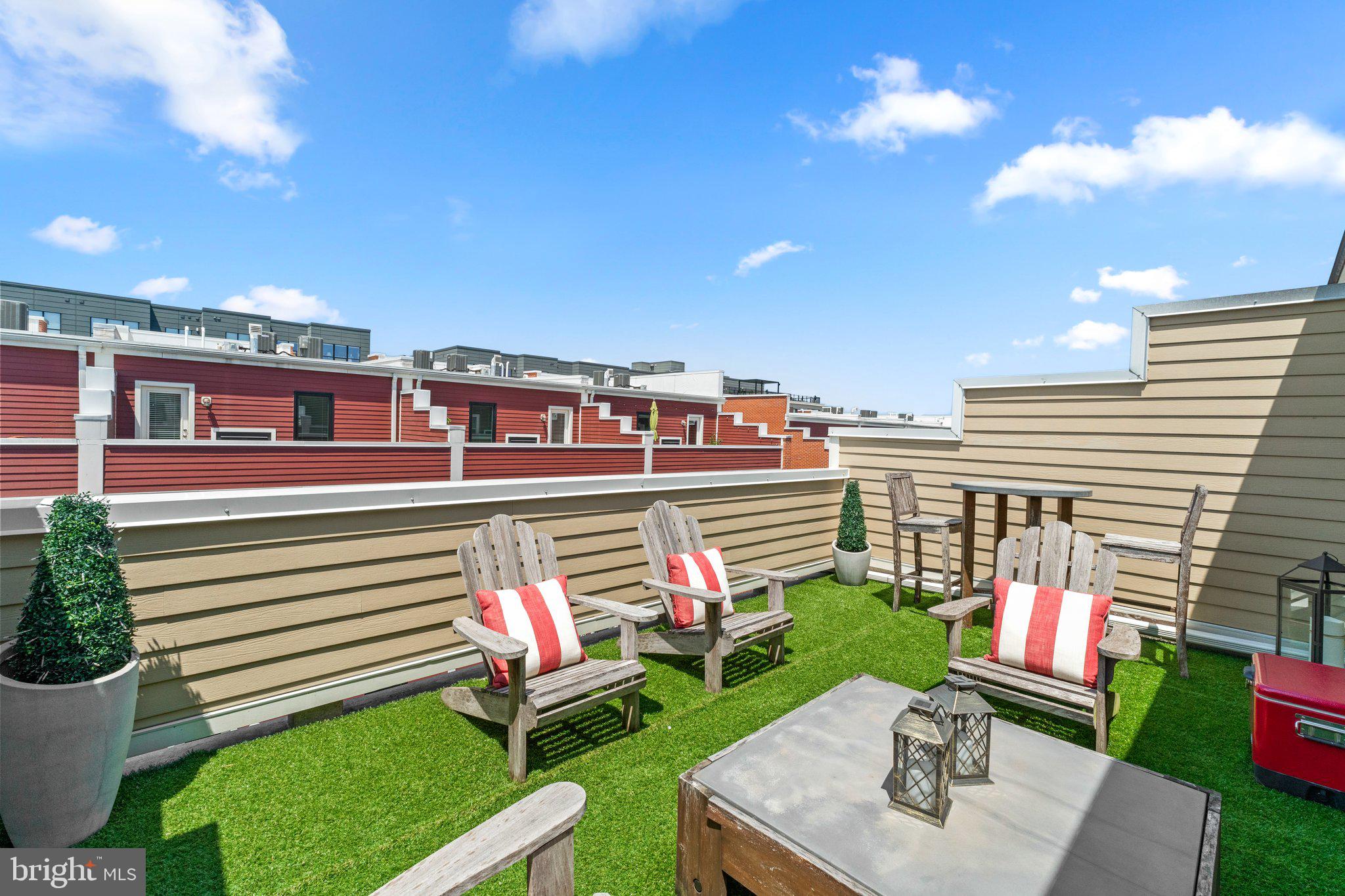 POTOMAC YARD - Residential Lease