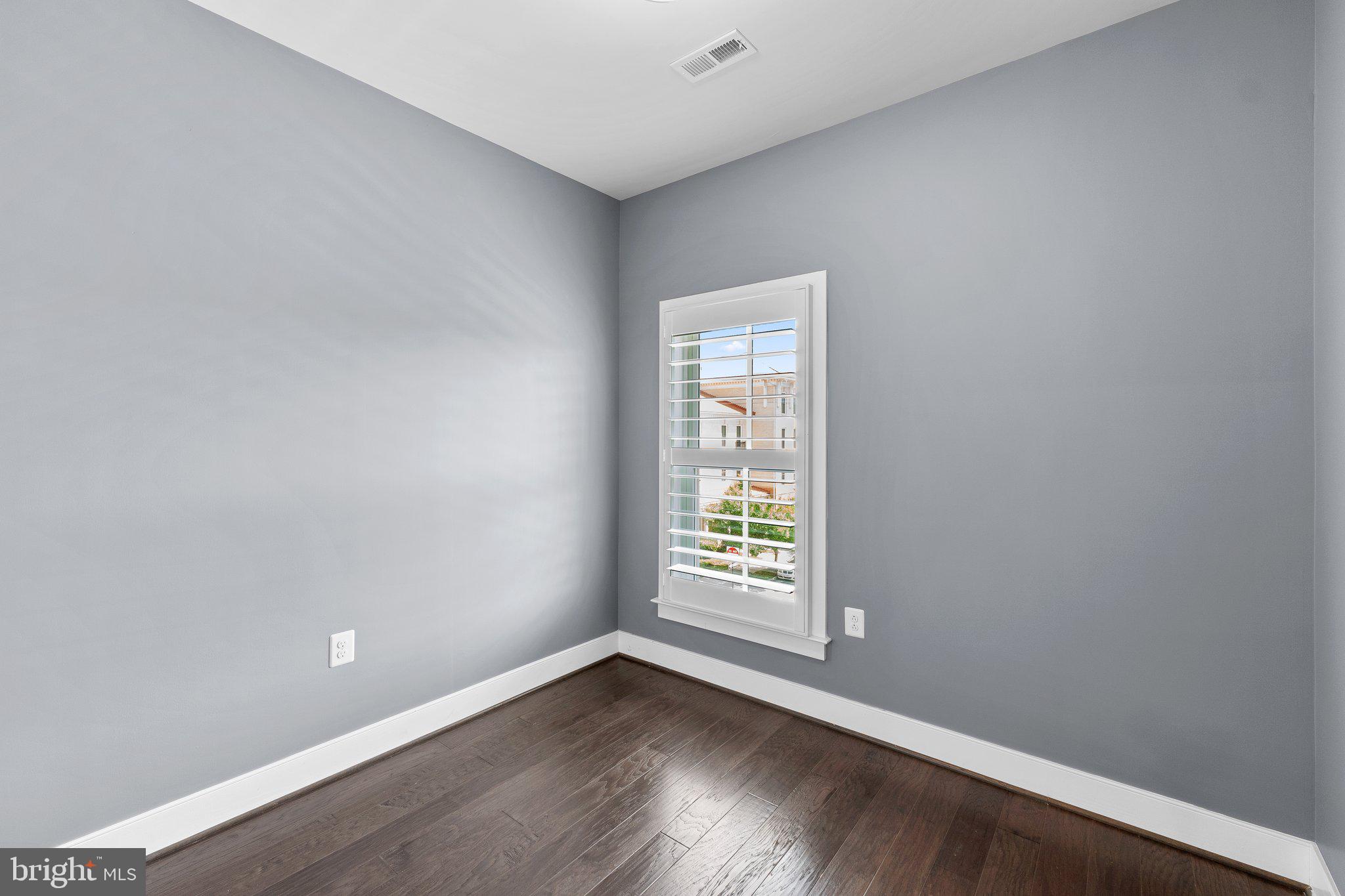 POTOMAC YARD - Residential Lease