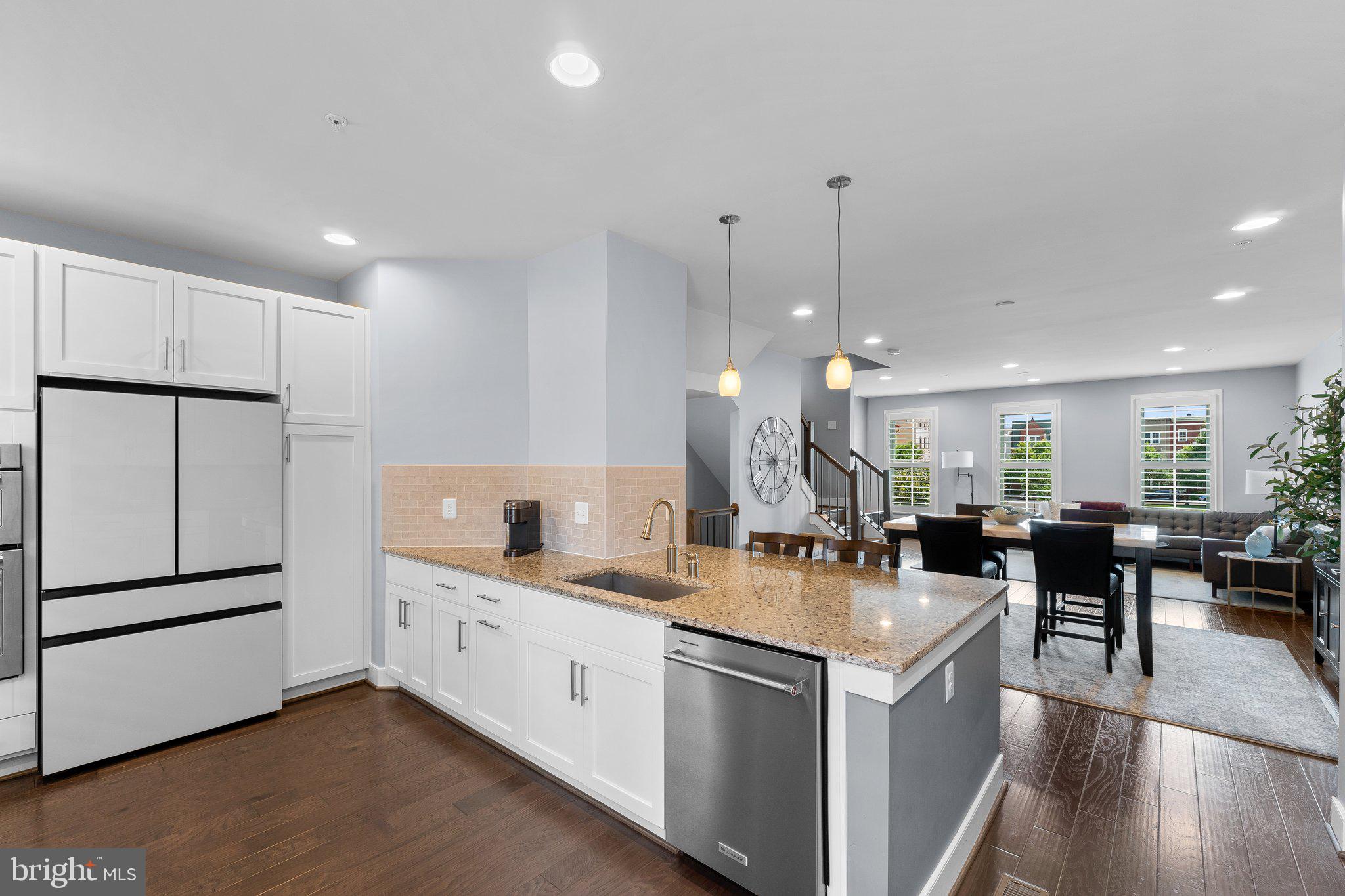 POTOMAC YARD - Residential Lease