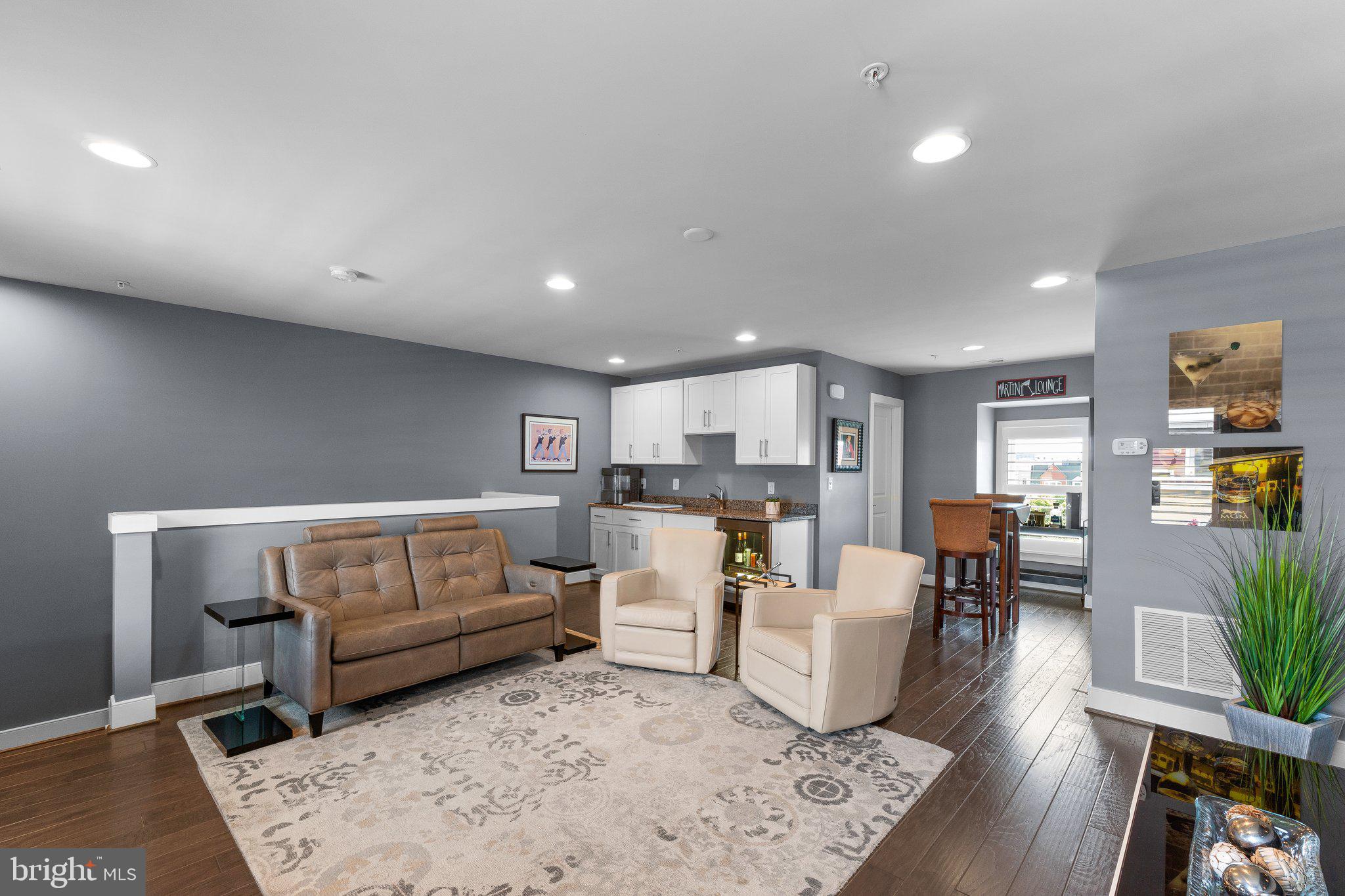 POTOMAC YARD - Residential Lease