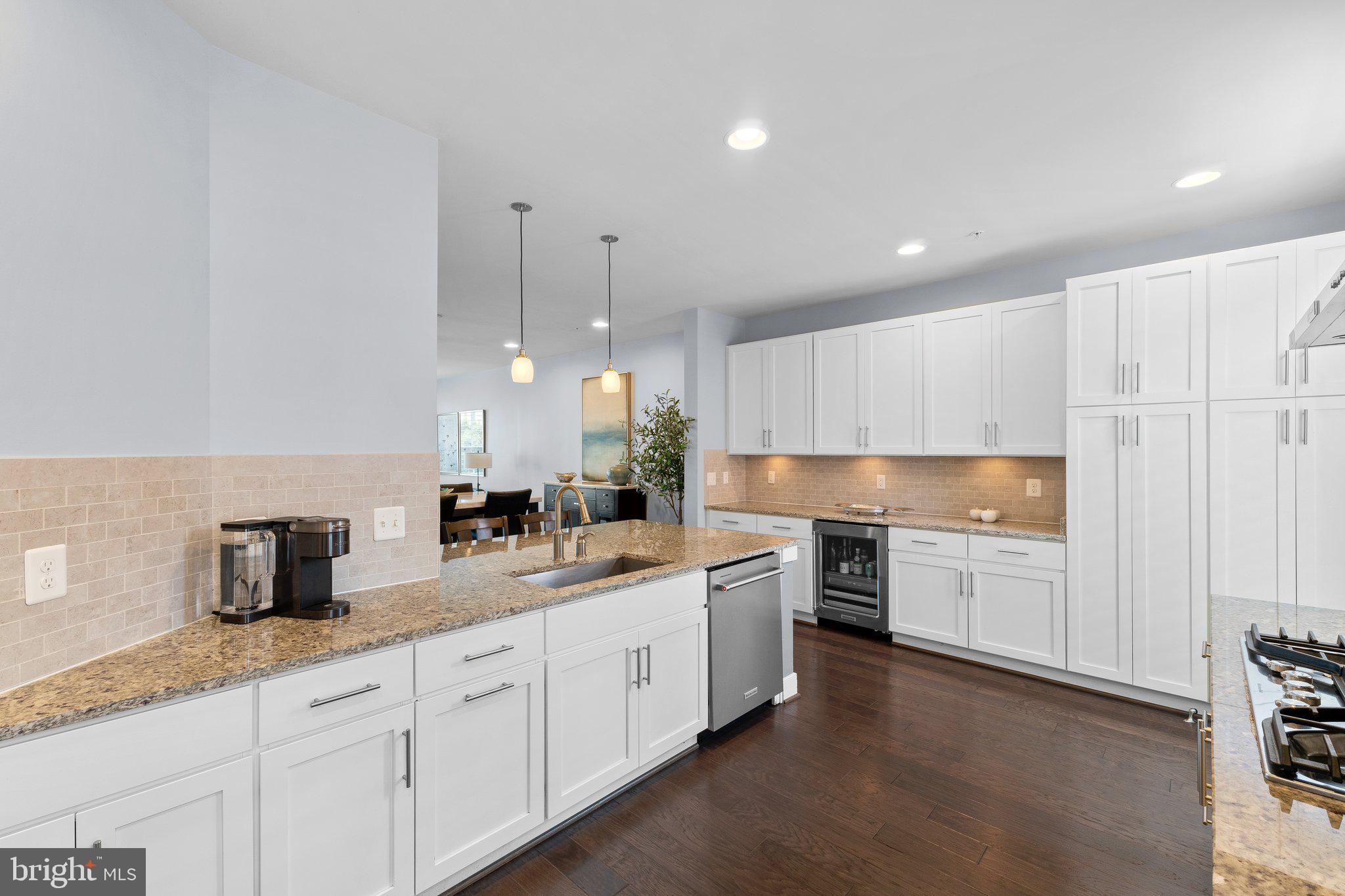 POTOMAC YARD - Residential Lease