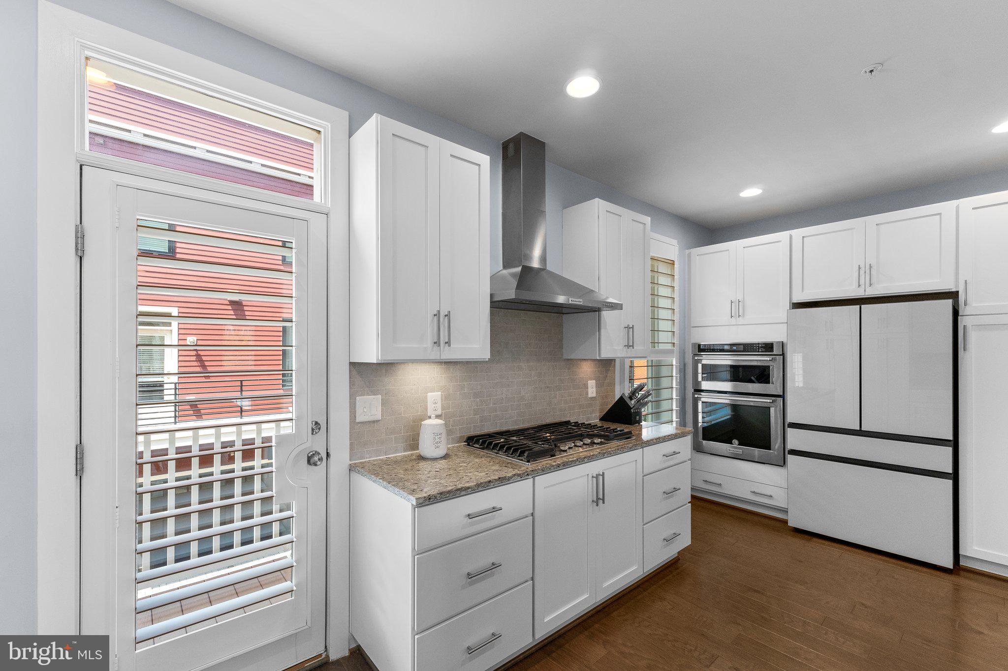 POTOMAC YARD - Residential Lease