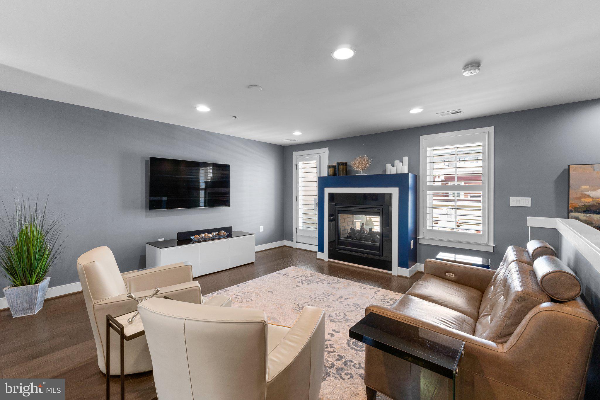 POTOMAC YARD - Residential Lease