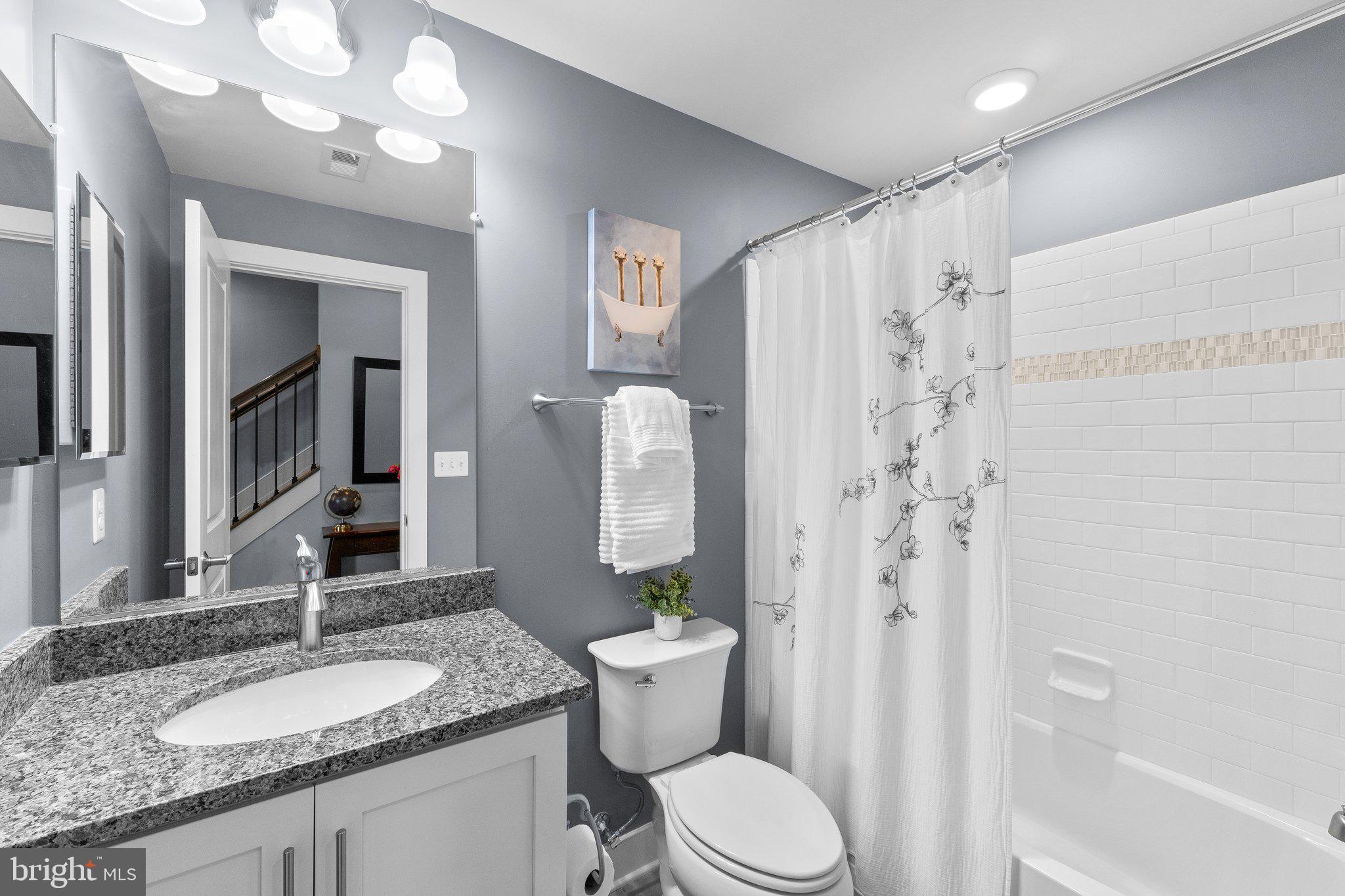 POTOMAC YARD - Residential Lease