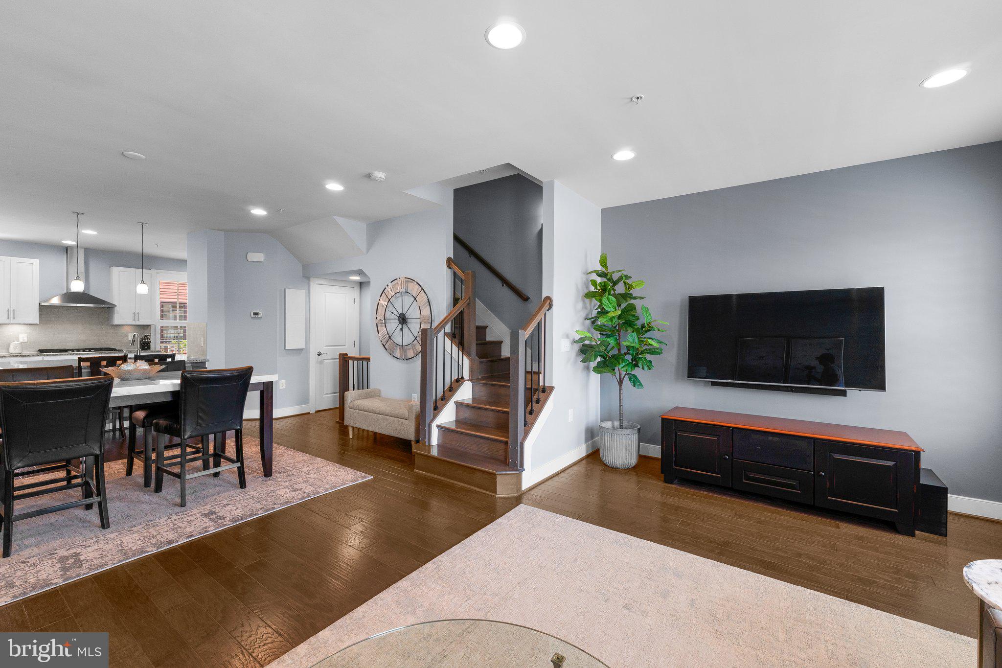 POTOMAC YARD - Residential Lease