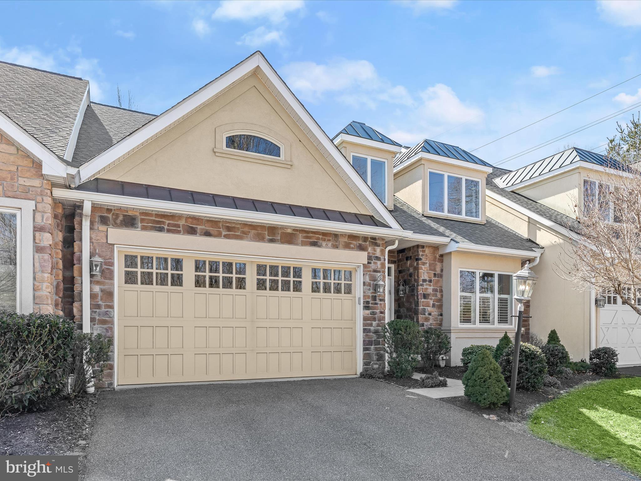 4 HARWICK COURT