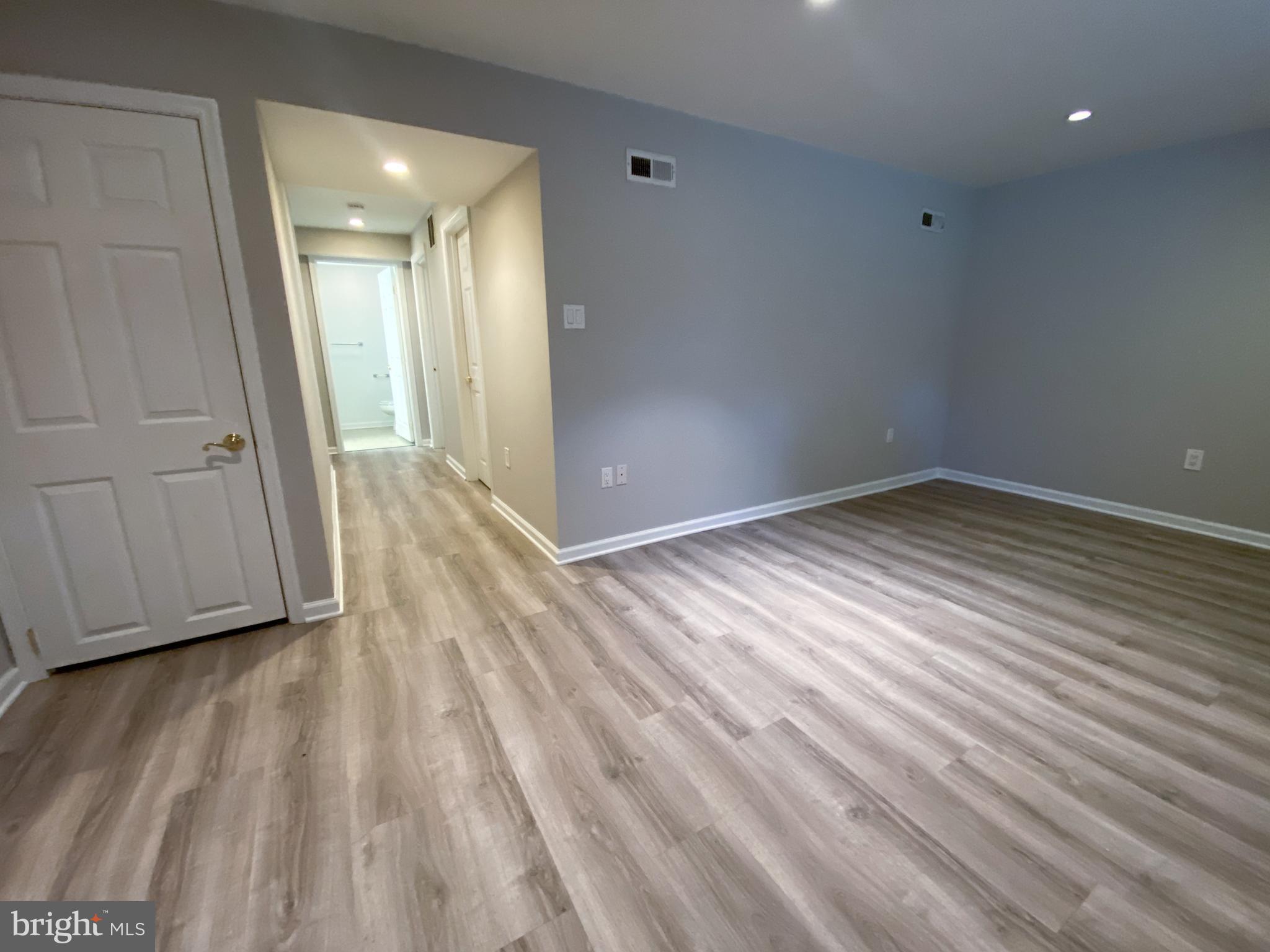 WATERSIDE - Residential Lease