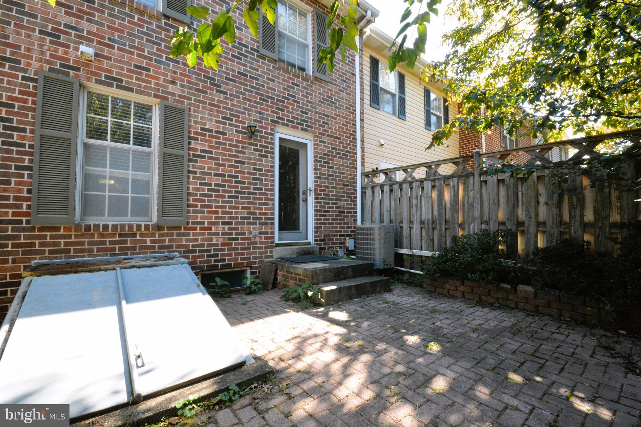 WATERSIDE - Residential Lease