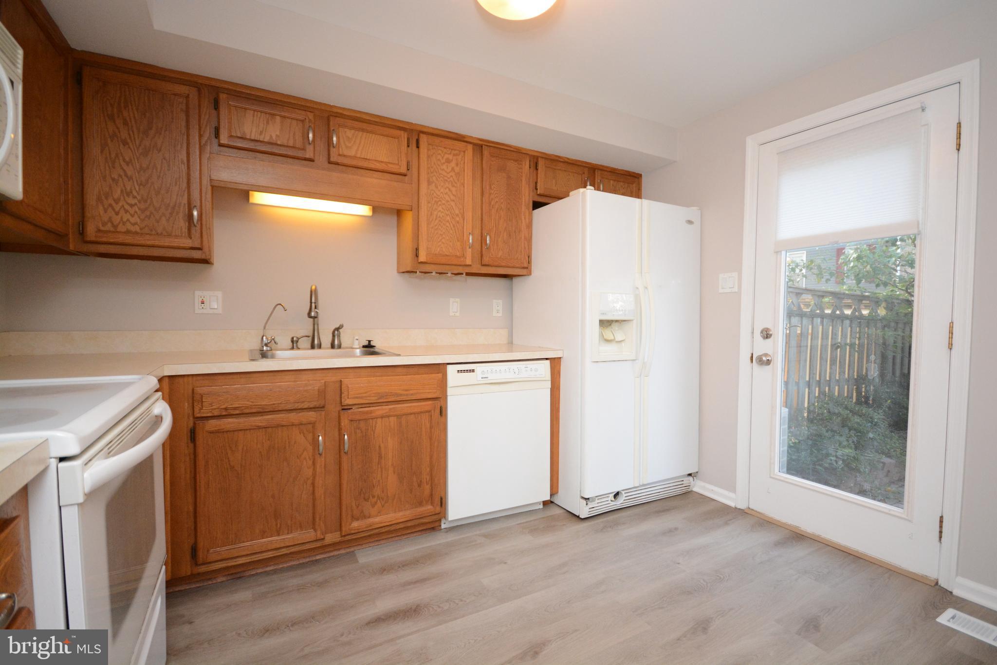 WATERSIDE - Residential Lease