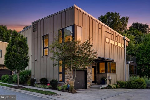 Townhouse For Sale - 3436 Woodberry Avenue<br/> BALTIMORE, MD 21211