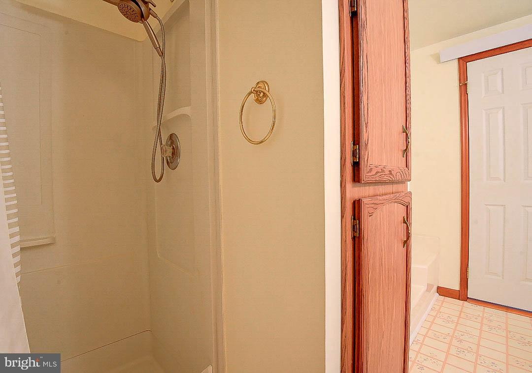 TARSON MANOR - Residential