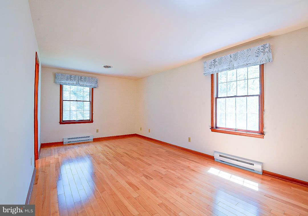 TARSON MANOR - Residential