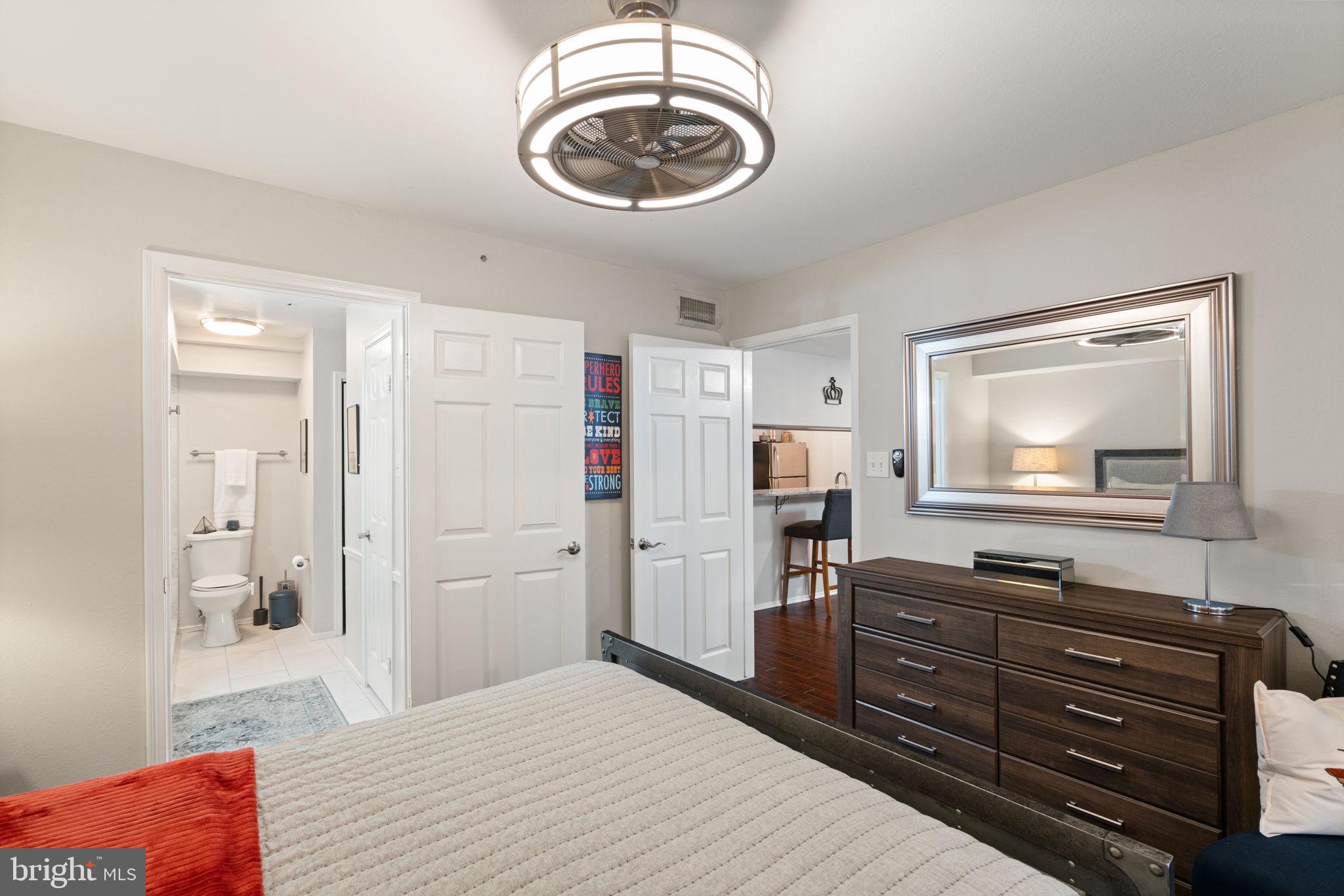 POINTE AT PARK CENTER - Residential