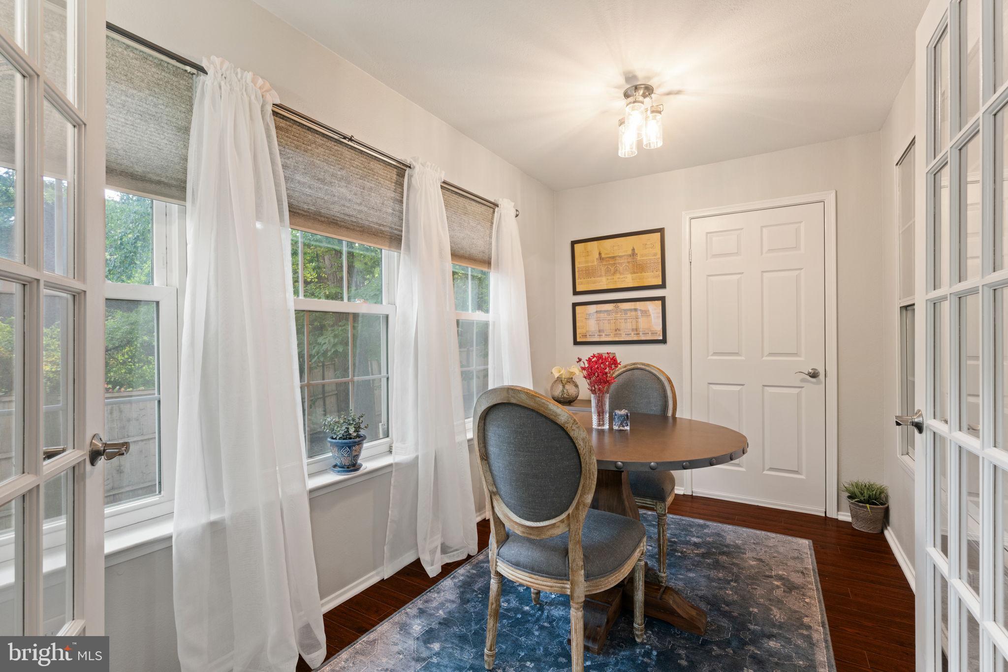 POINTE AT PARK CENTER - Residential