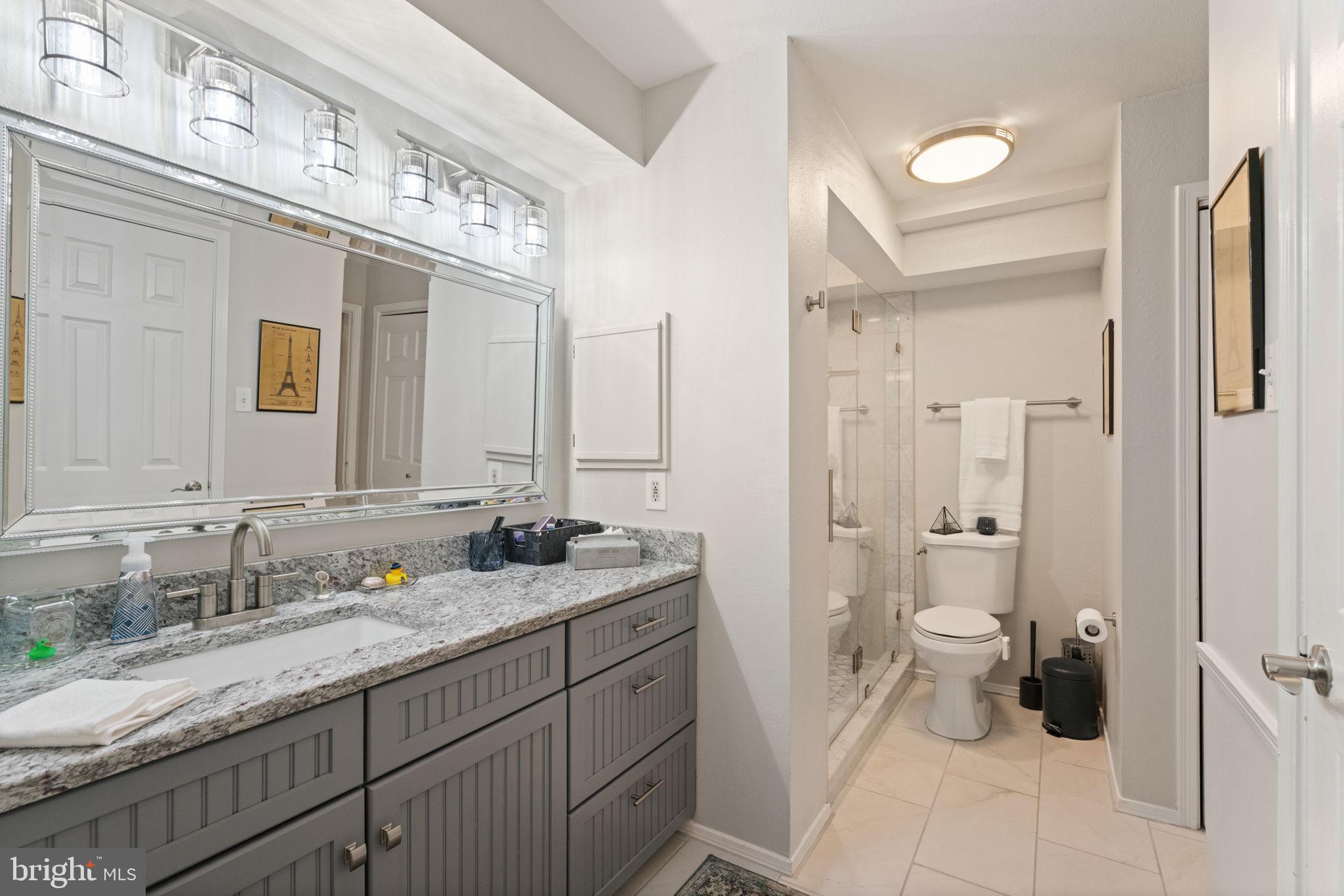 POINTE AT PARK CENTER - Residential