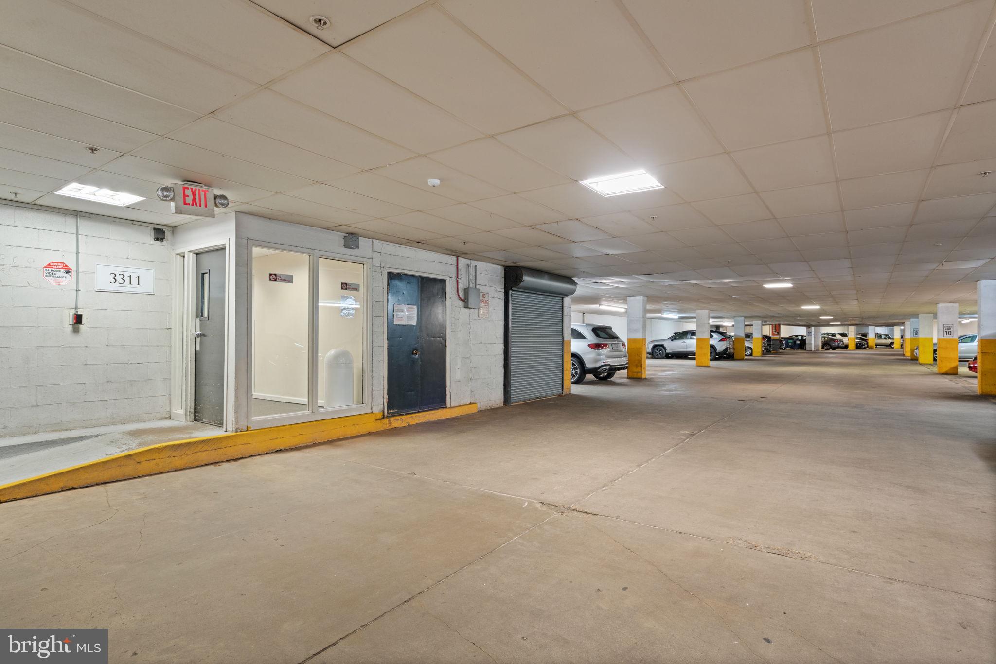 POINTE AT PARK CENTER - Residential