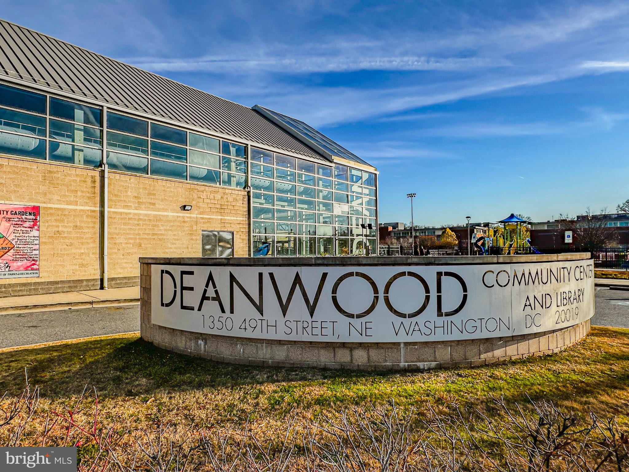 4810 QUARLES STREET NE 201