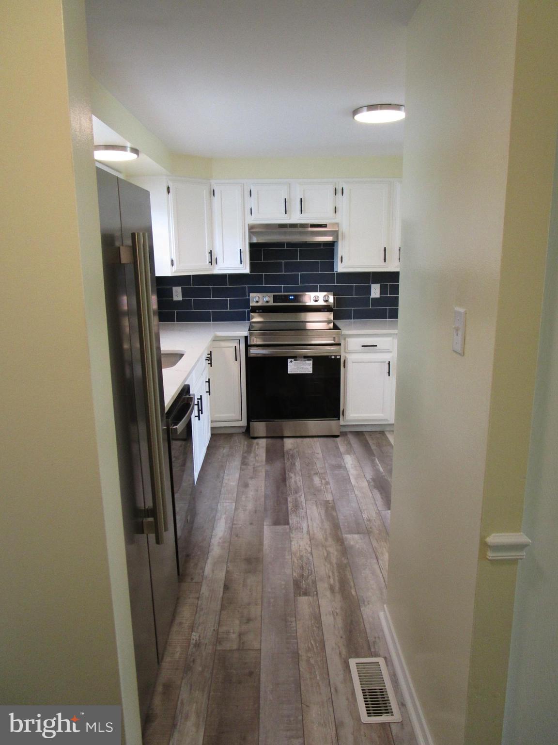 LANGLEY EAST - Residential