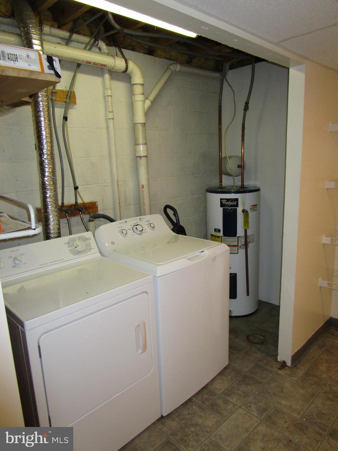 LANGLEY EAST - Residential