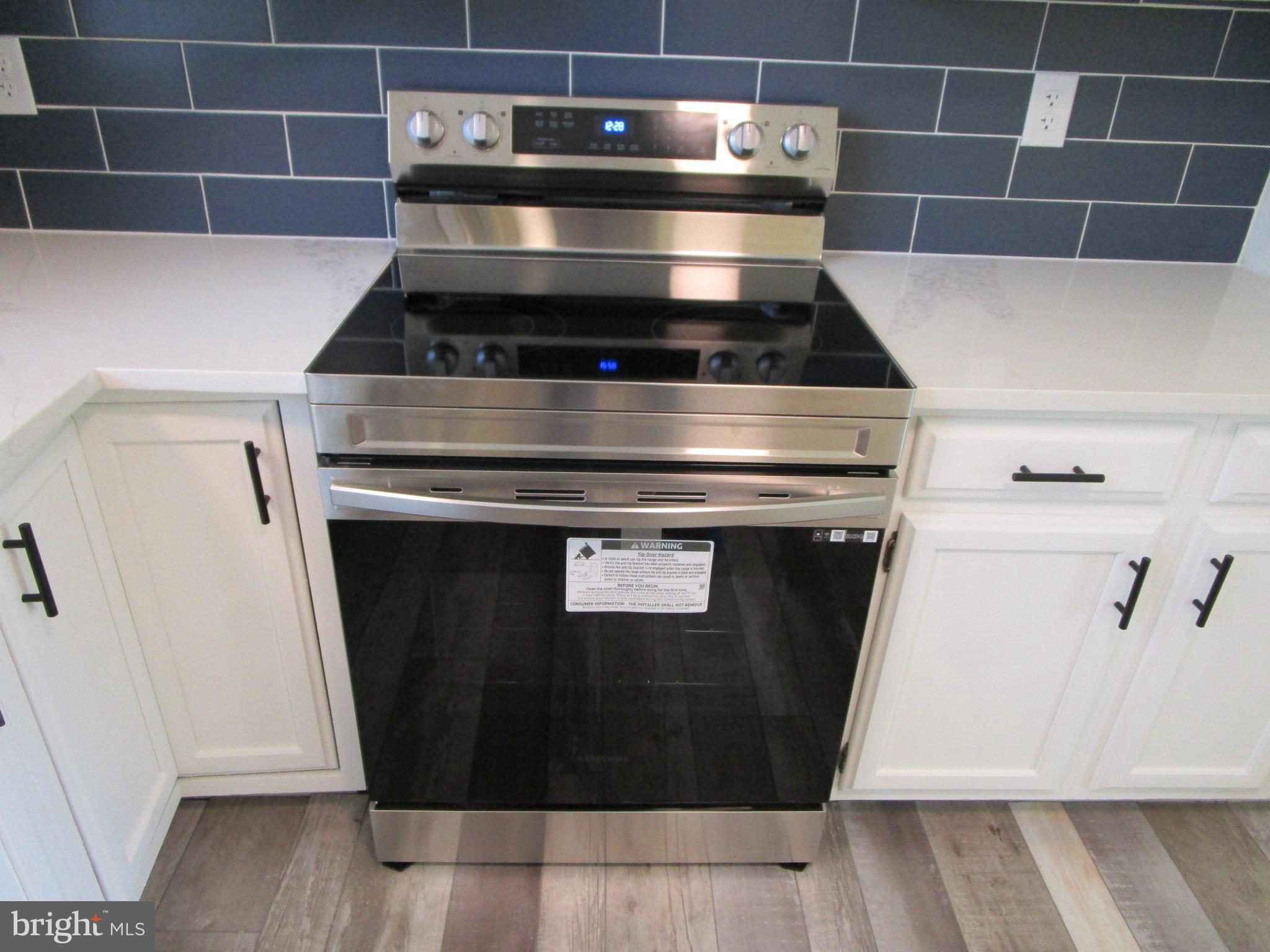 LANGLEY EAST - Residential