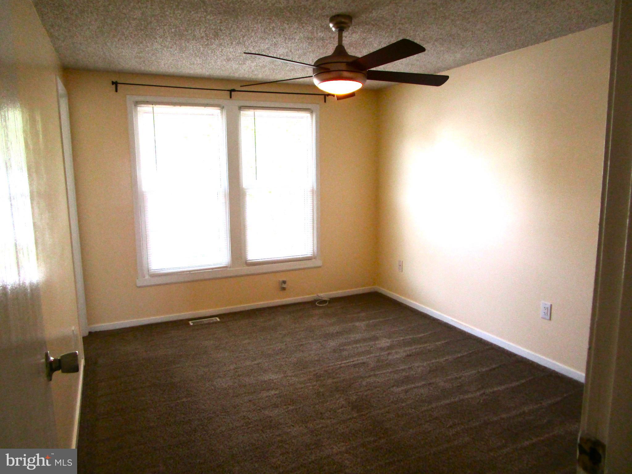 LANGLEY EAST - Residential