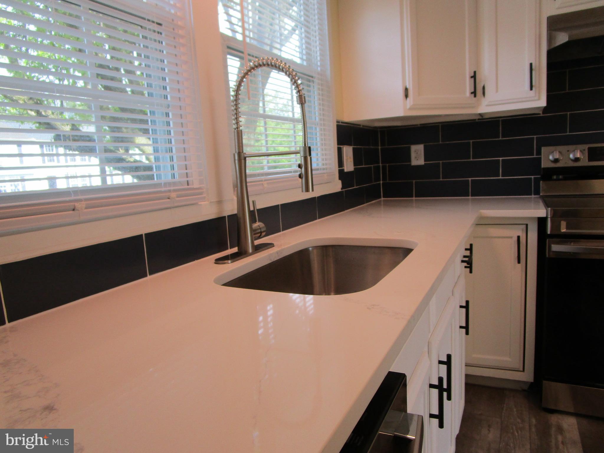 LANGLEY EAST - Residential