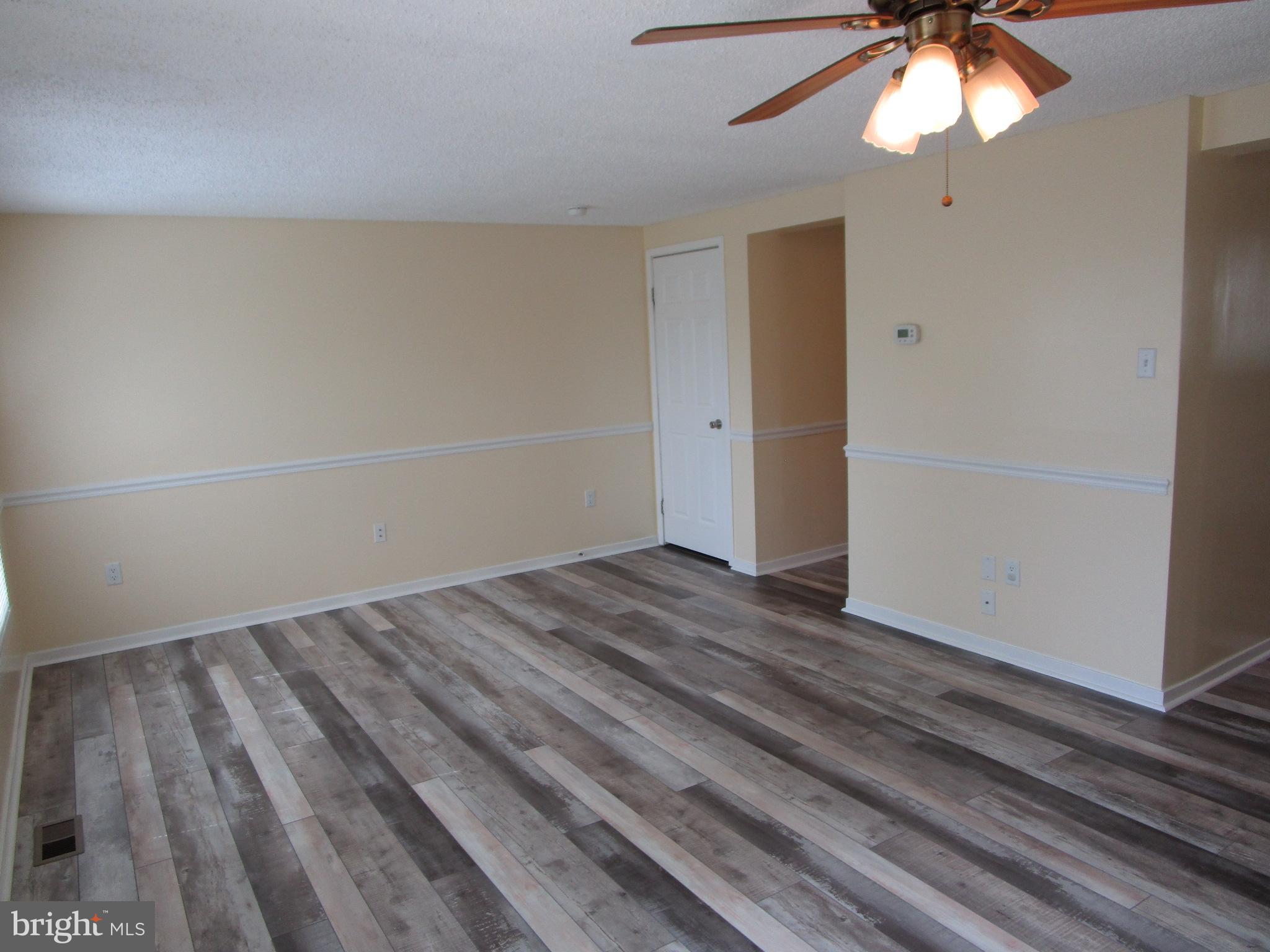 LANGLEY EAST - Residential