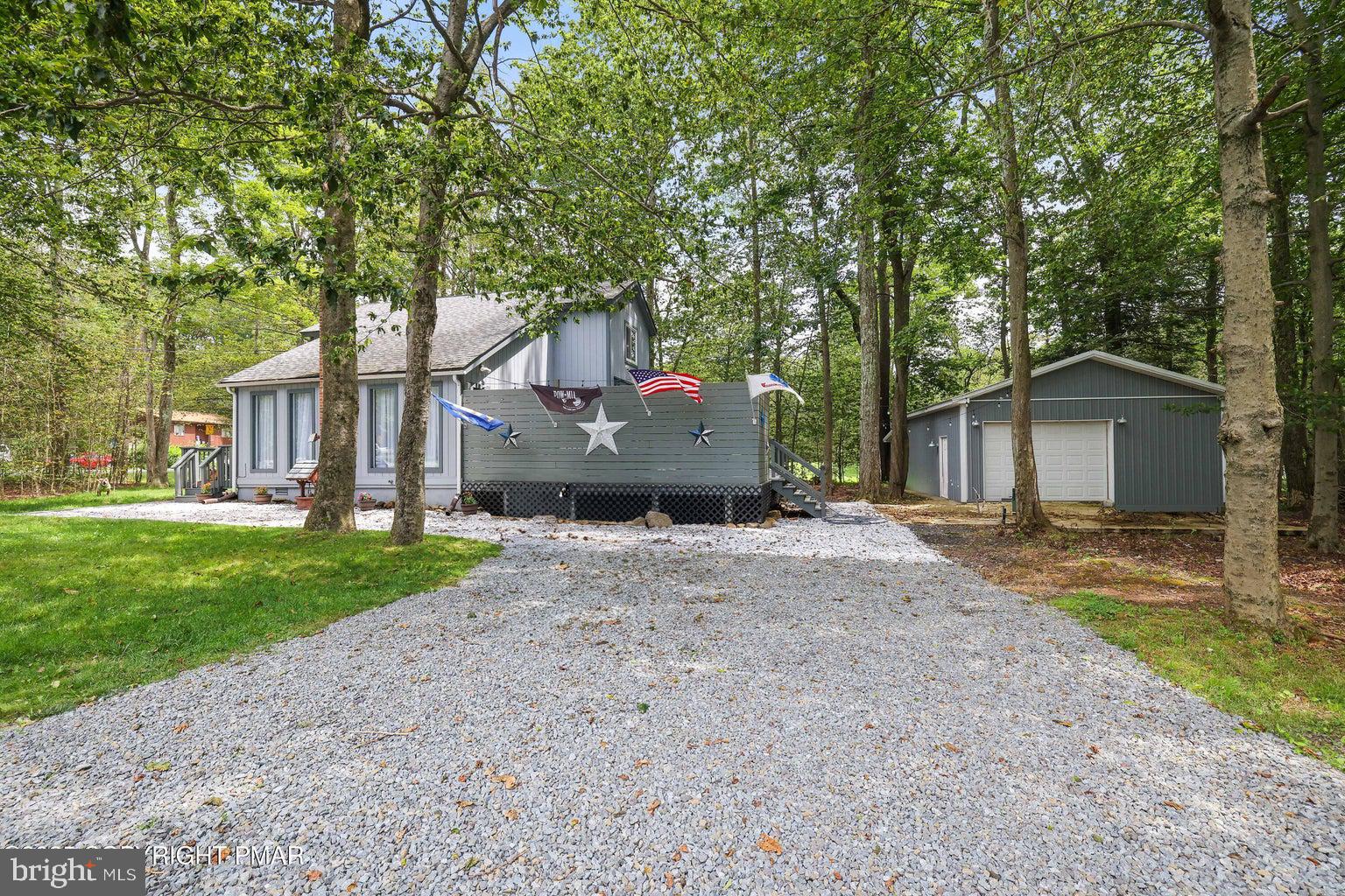 WHISPERING GLEN - Residential