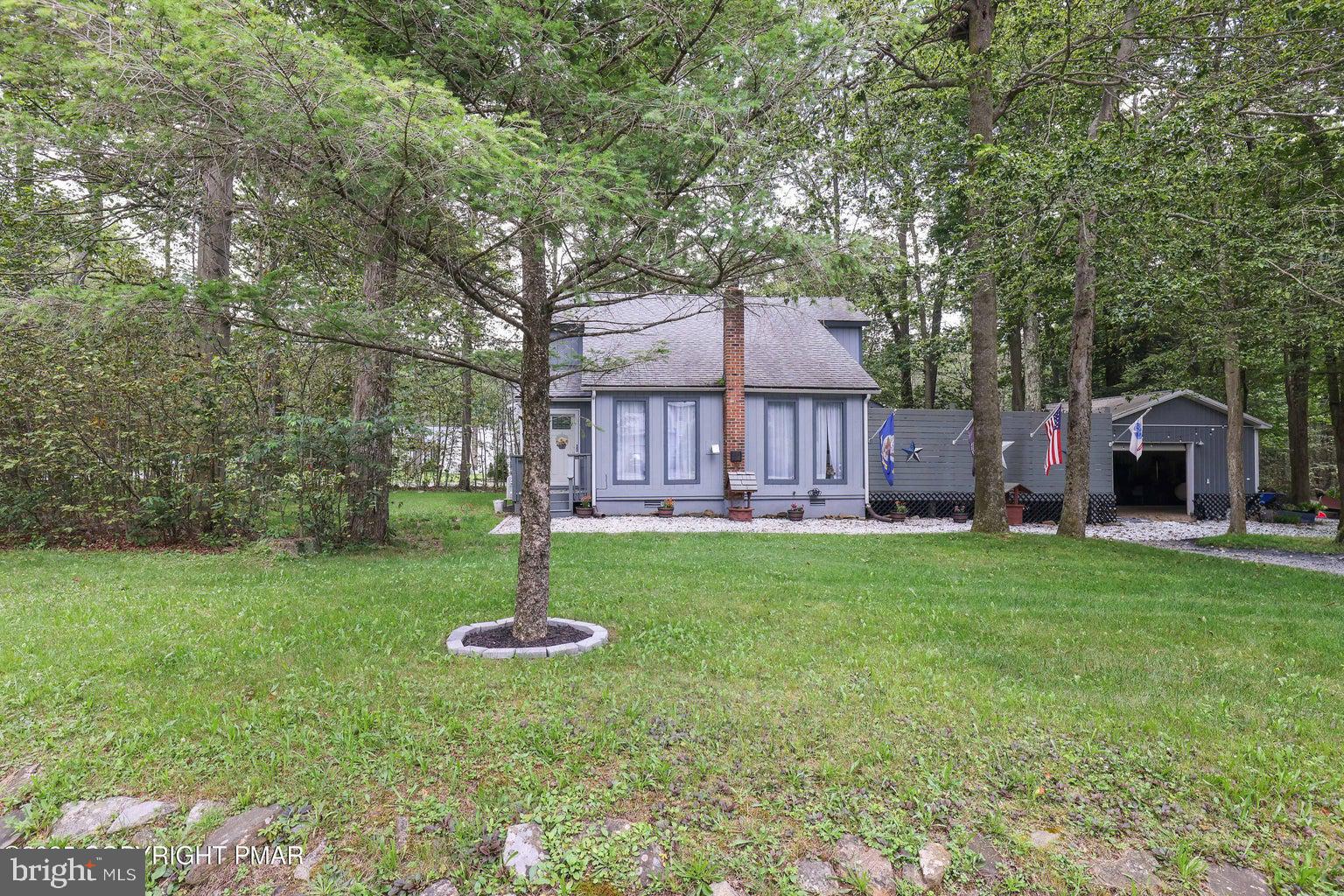 WHISPERING GLEN - Residential