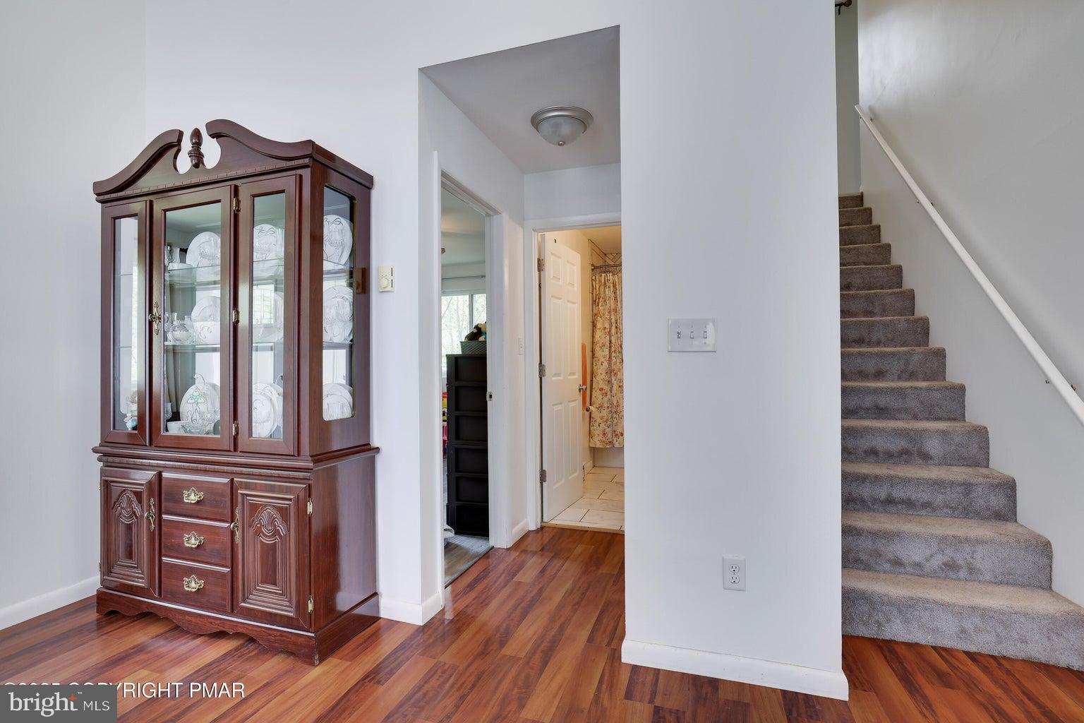 WHISPERING GLEN - Residential