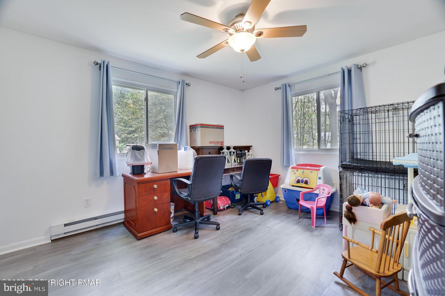 WHISPERING GLEN - Residential