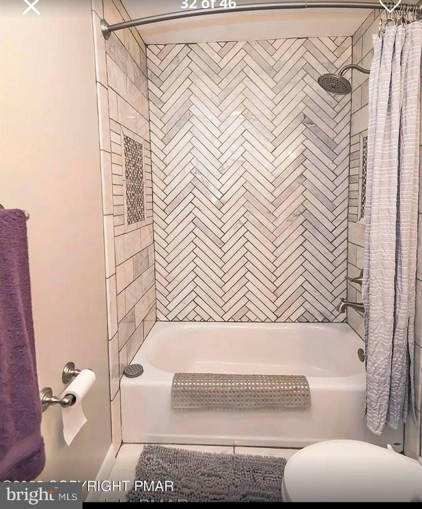 WHISPERING GLEN - Residential