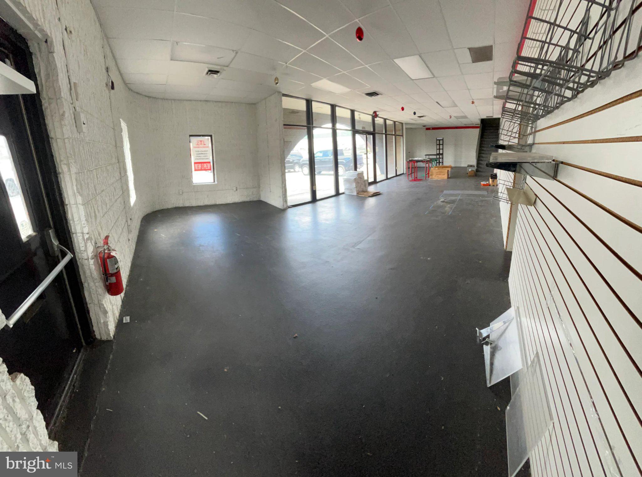 2290 INDUSTRIAL HIGHWAY
