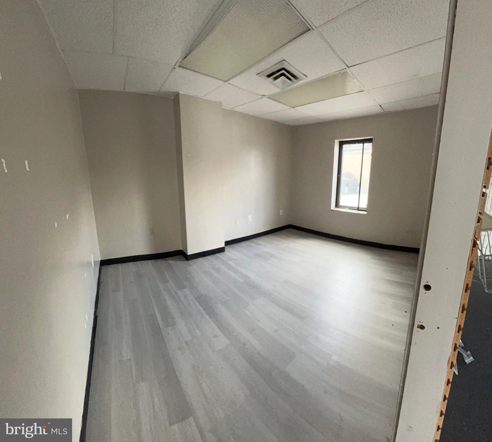 2290 INDUSTRIAL HIGHWAY