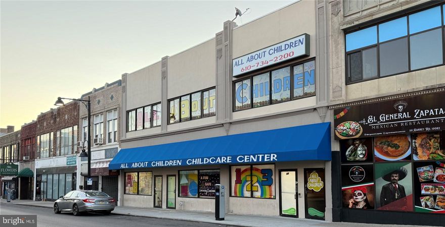 - Absolute NNN Investment for Sale!
- 5 Year Option Recently Exercised
- Long-Term Operating History: Tenant Has Occupied Property for 15+ Years
- One [1] 5 Year Option Remaining
- 3 Mile Population > 342,000
- Close Proximity to I-76, PA Route 3, and 69th Street Terminal