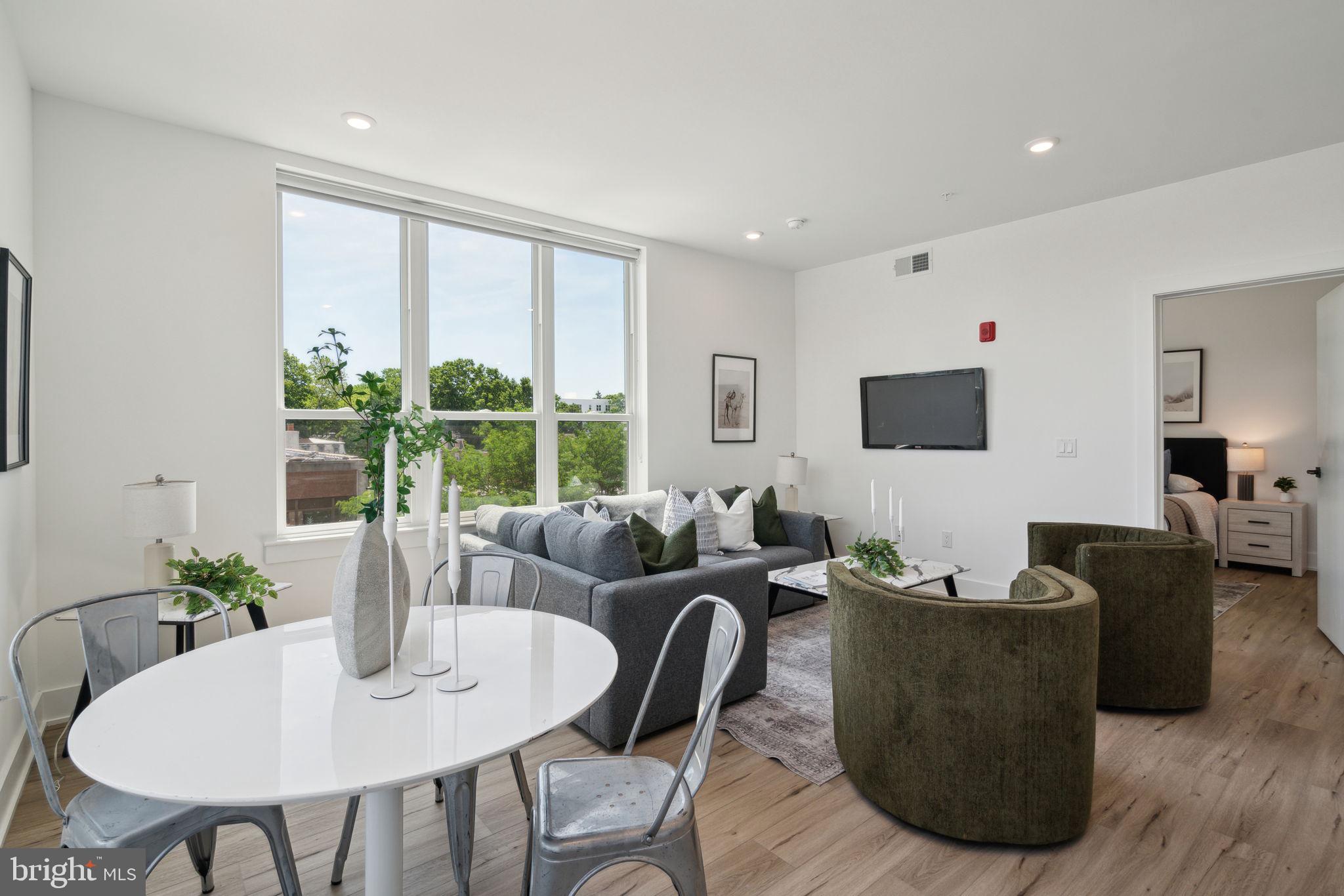 139 W CHELTEN AVENUE 403