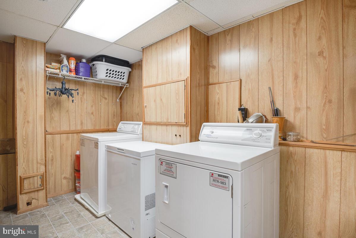 STONEGATE - Residential