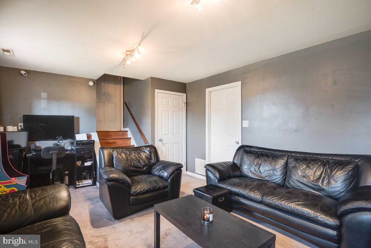 STONEGATE - Residential