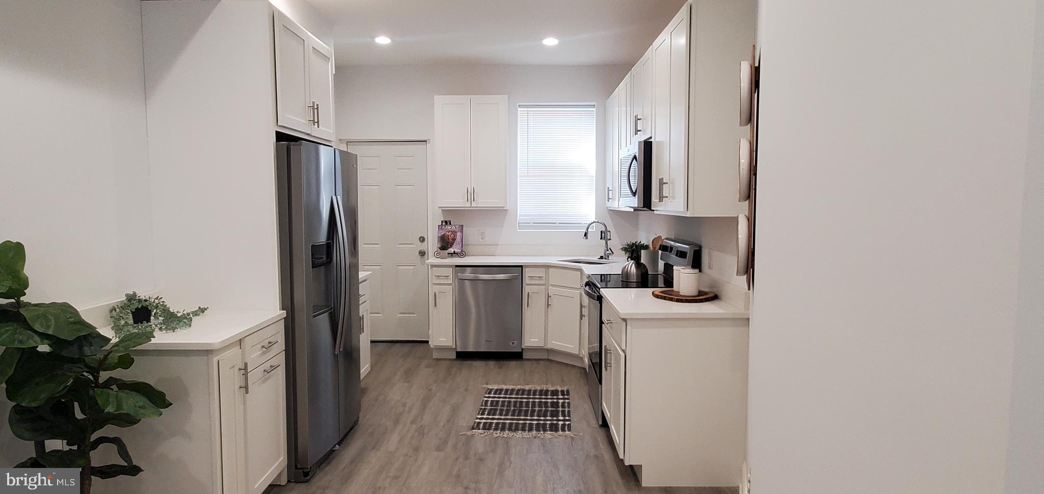 HARWOOD - Residential