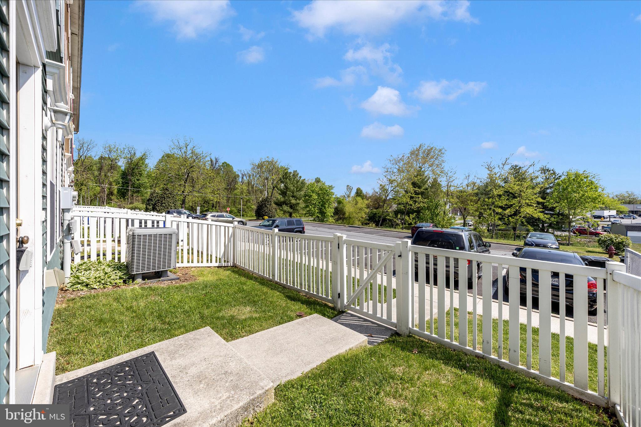 ALTAMONT GARDENS - Residential